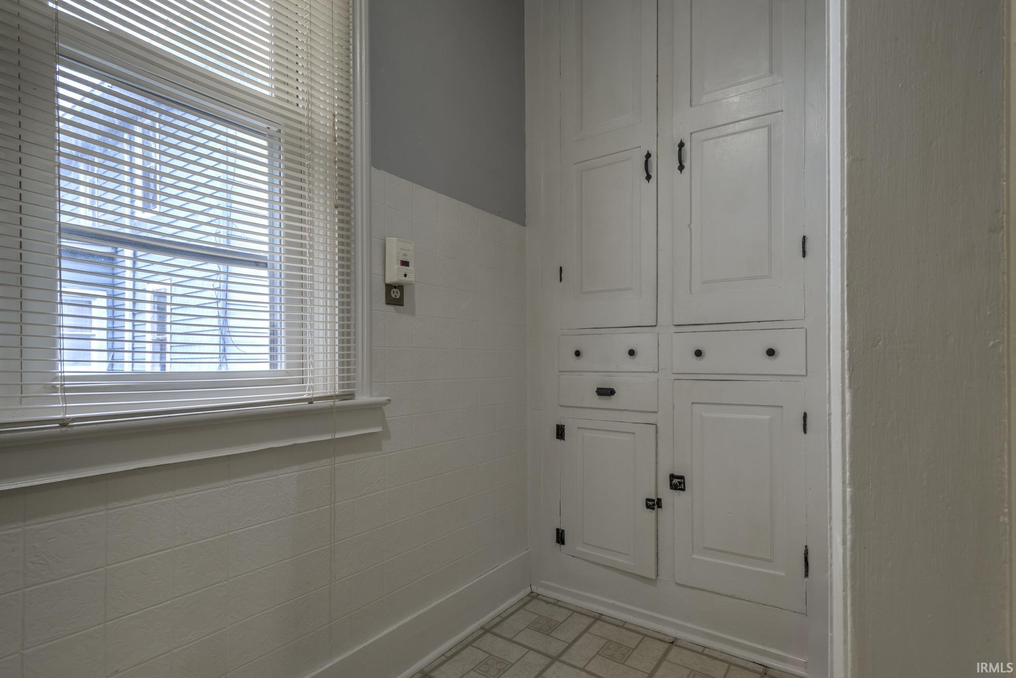 Photo 16 of 421 W Wiley Avenue