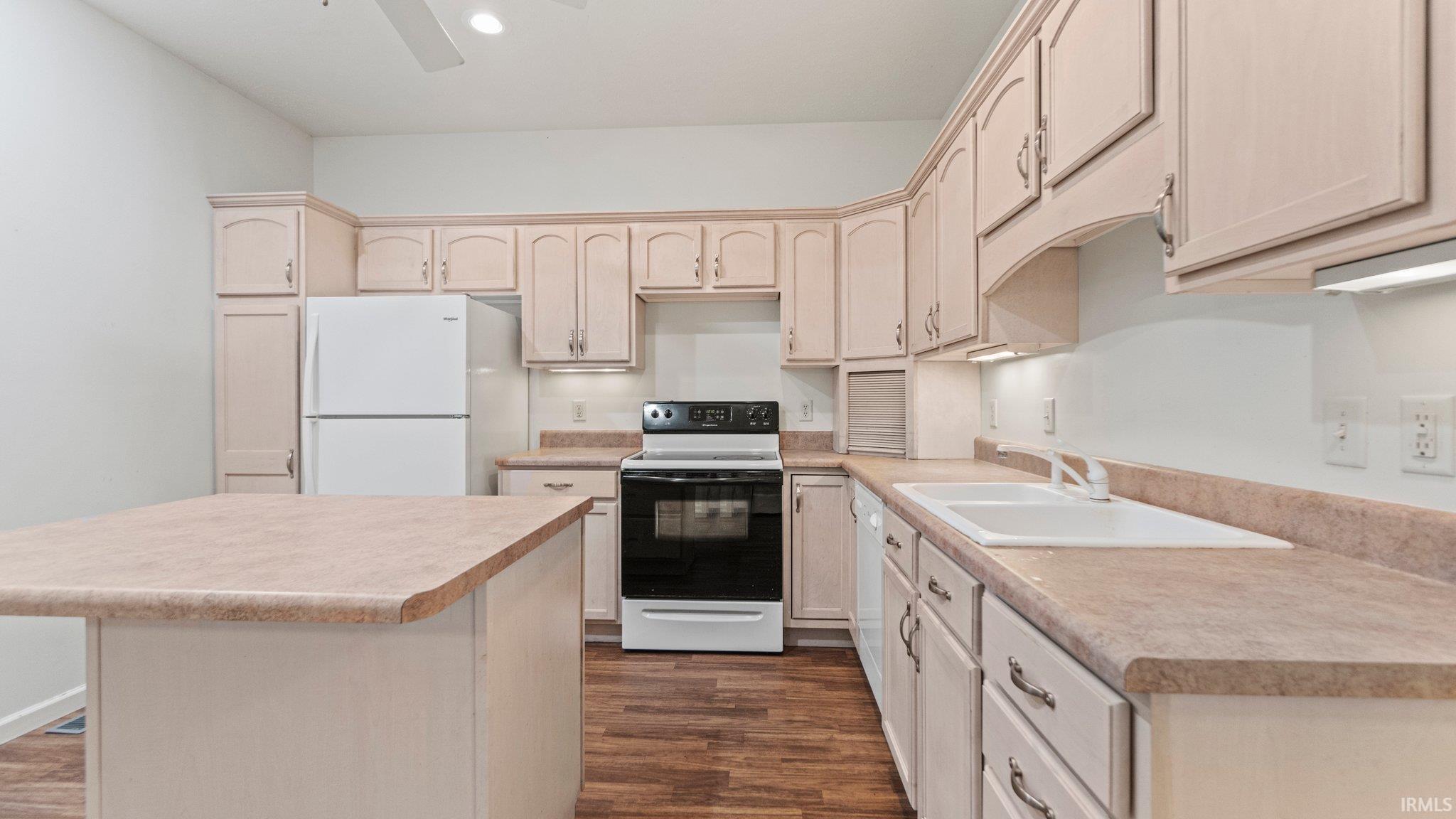Photo 10 of 2131 Red Squirrel Court