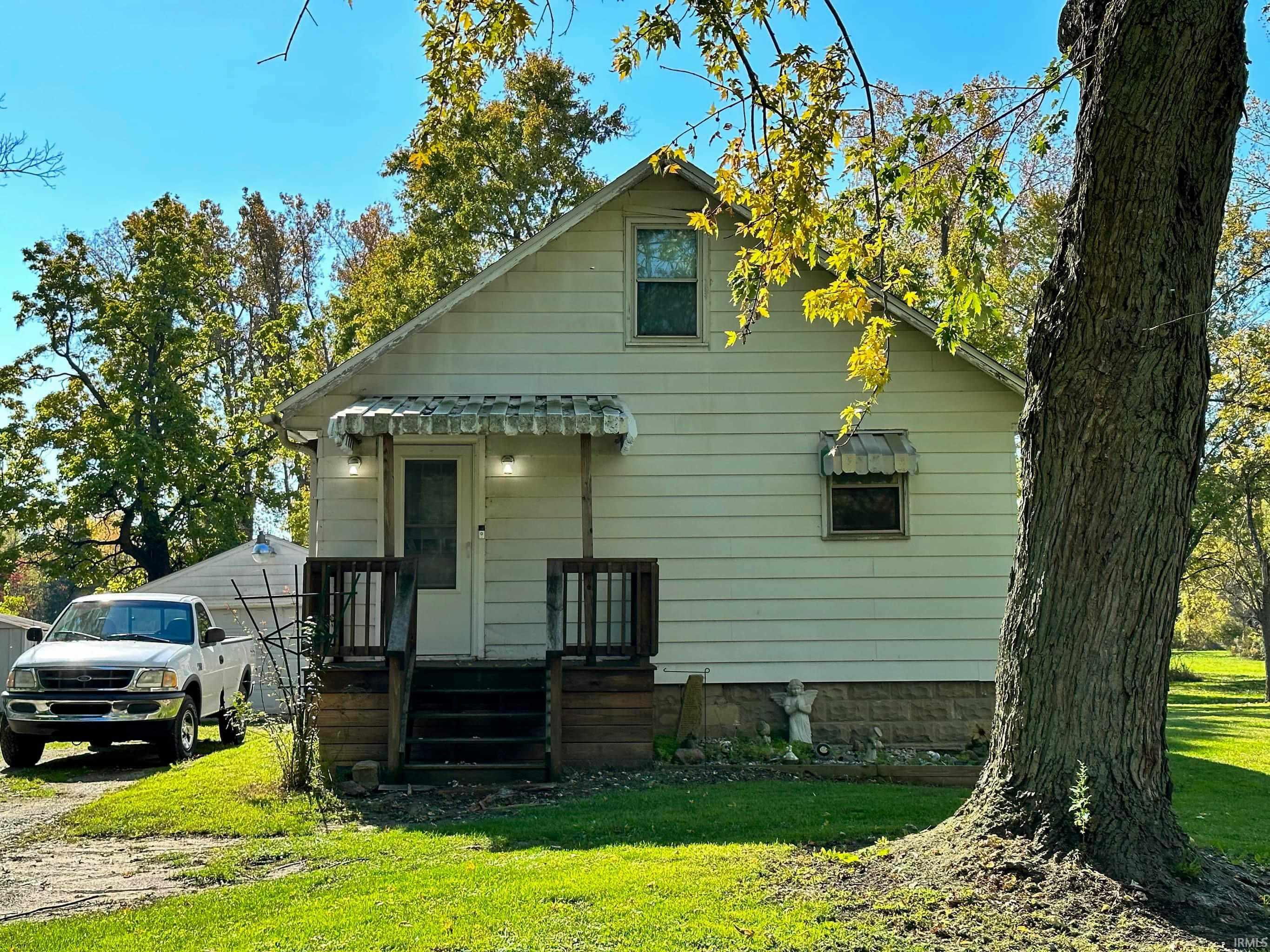 Photo 2 of 3817 Taylor Street