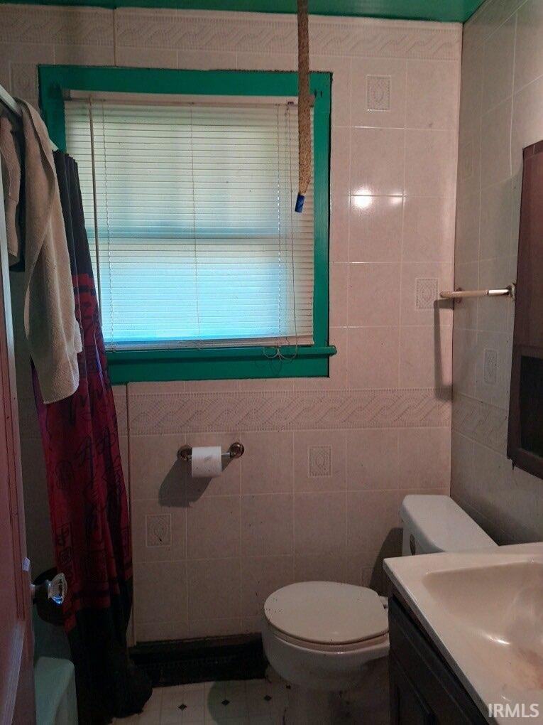 Photo 3 of 2515 Raymond Street