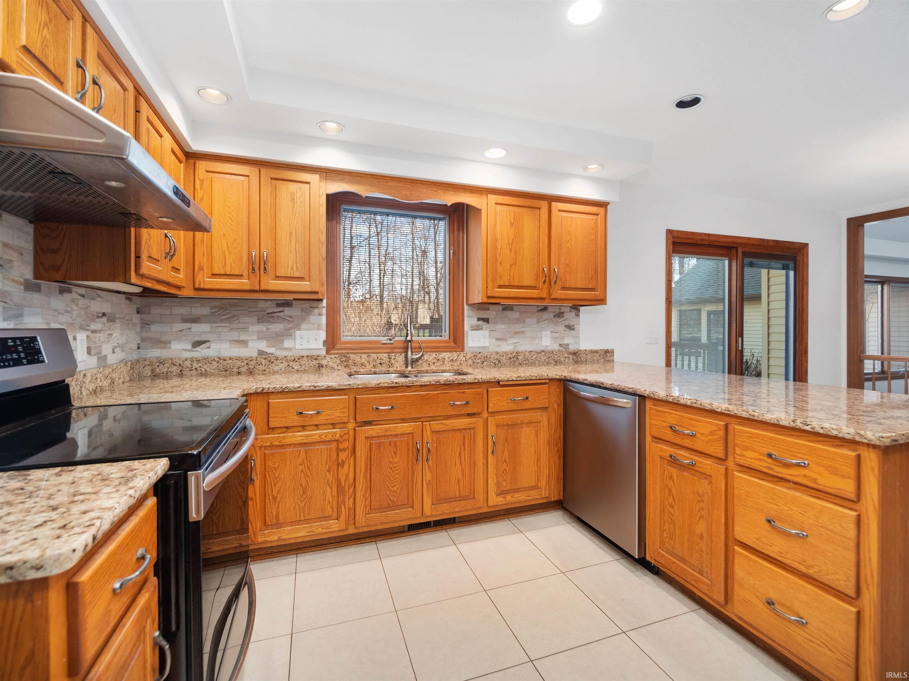 Photo 10 of 1825 Thicket Court