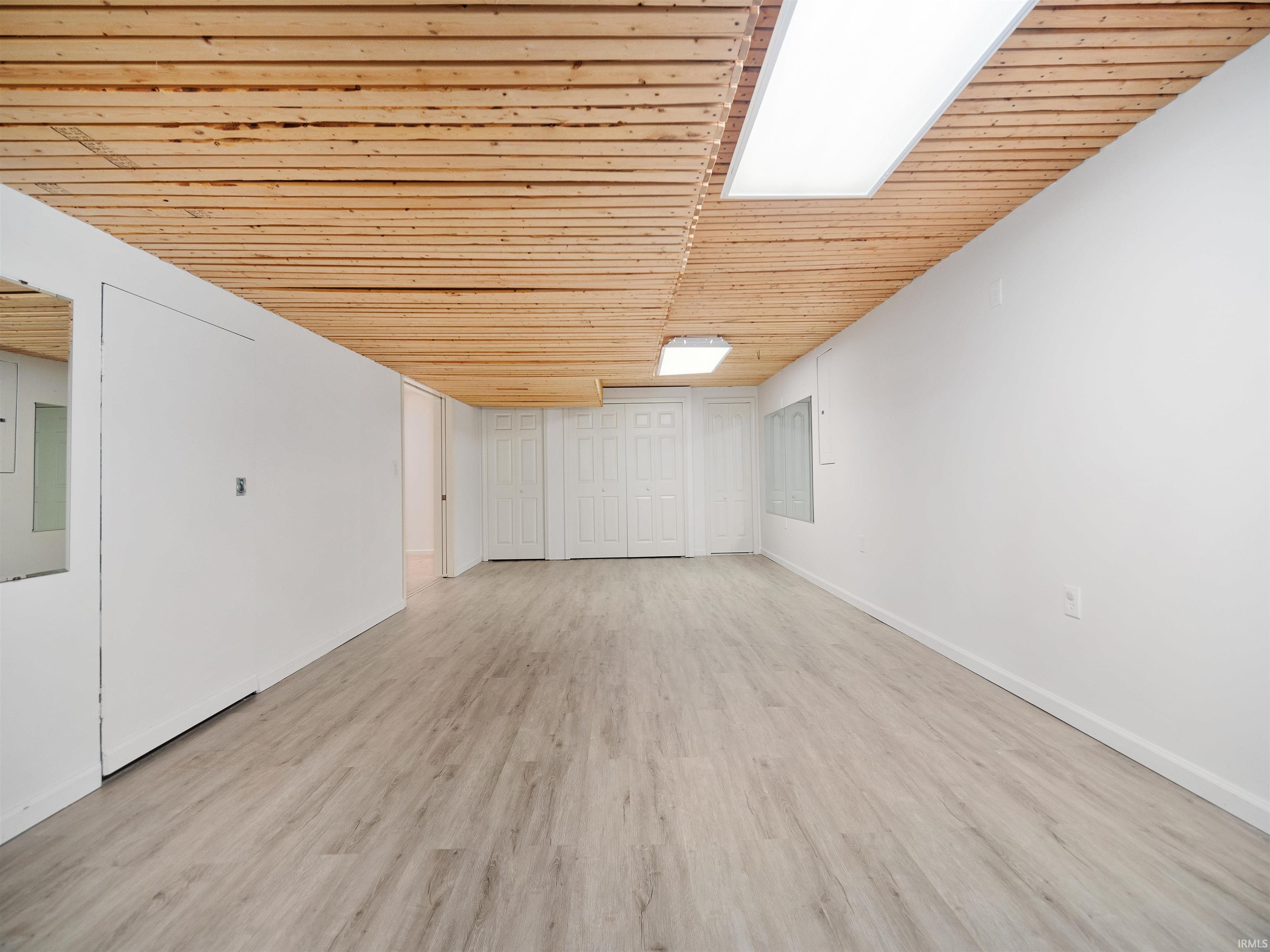 Photo 33 of 1825 Thicket Court