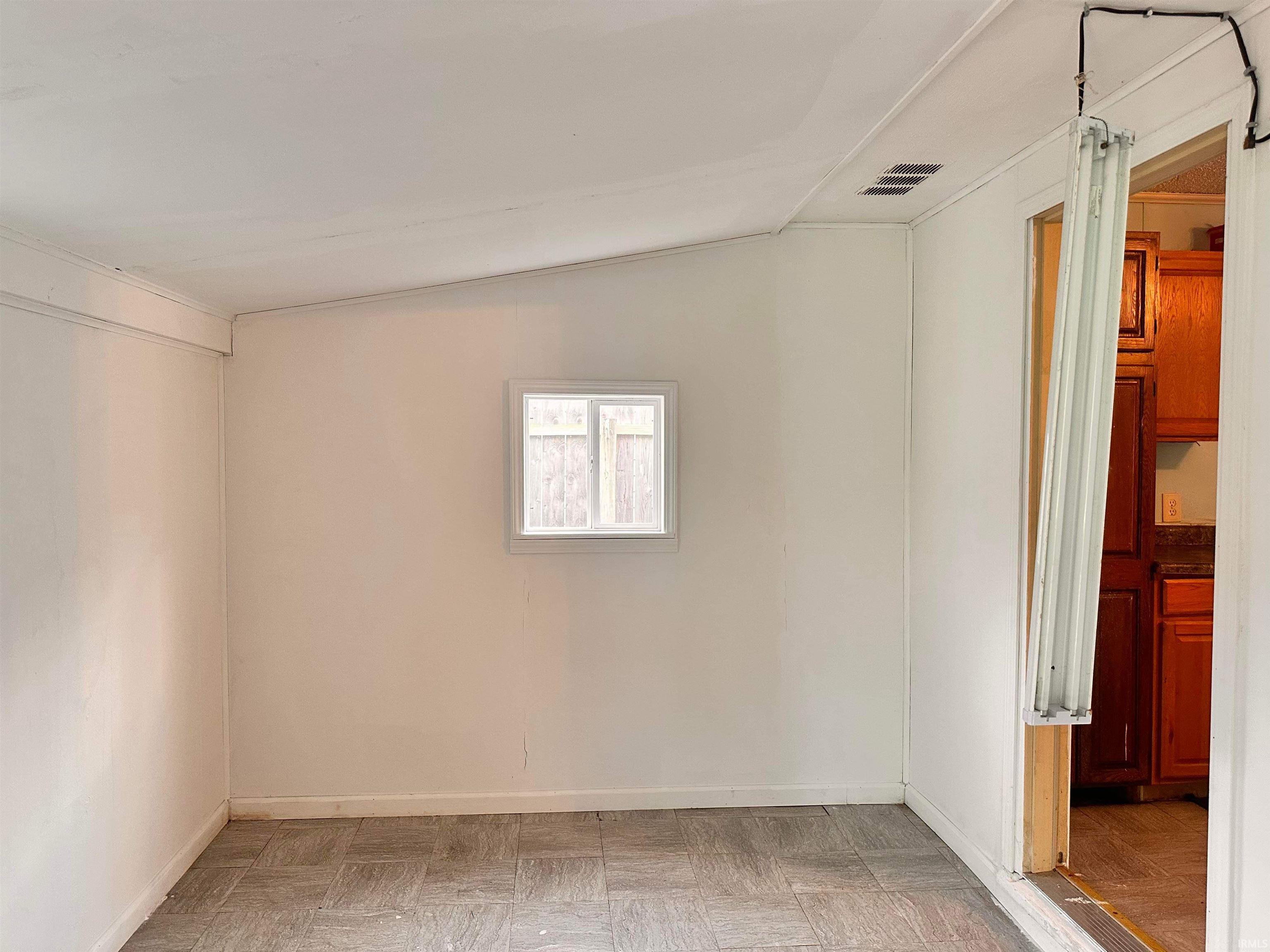 Photo 13 of 5201 Lillie Street