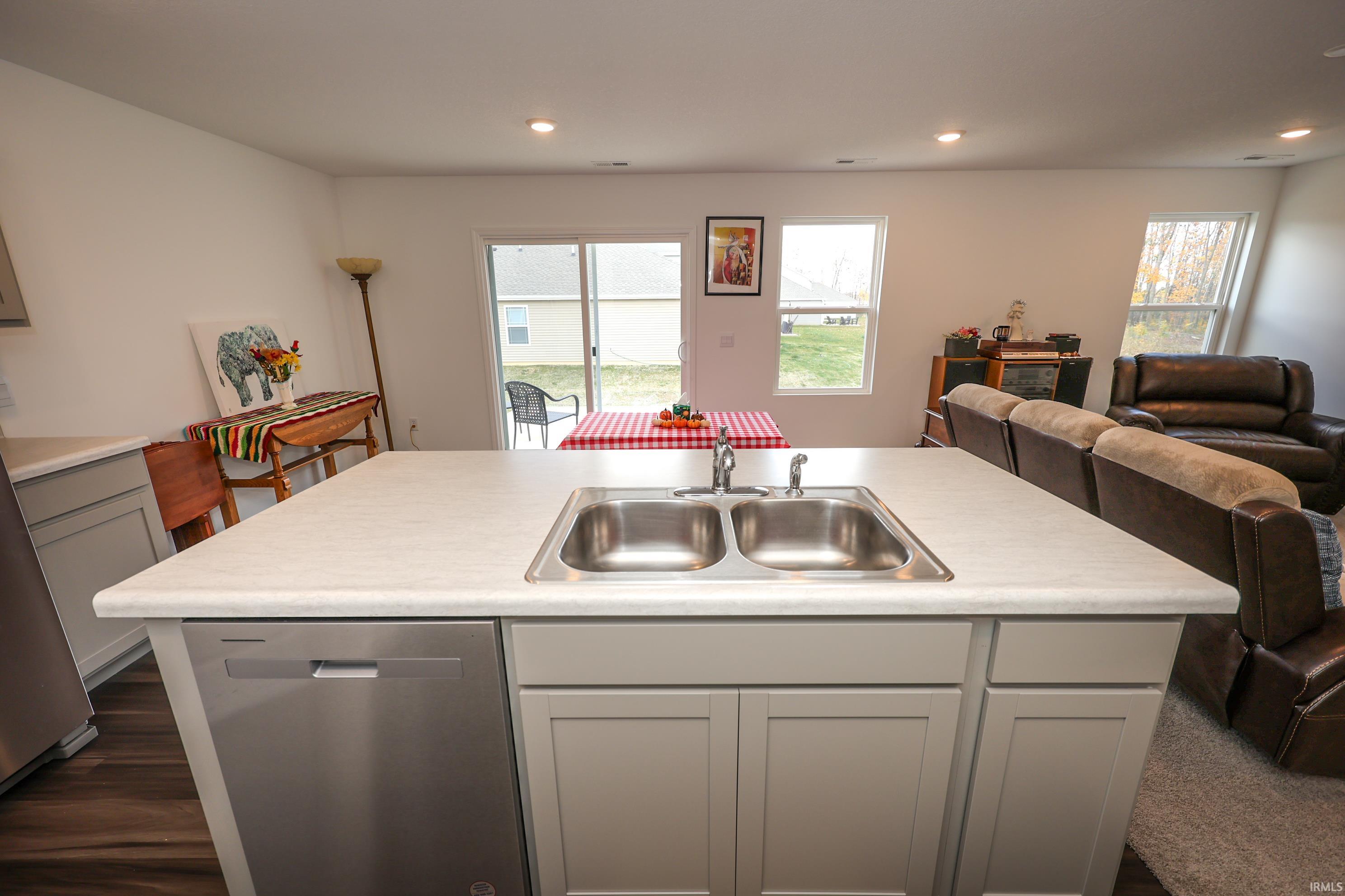 Photo 13 of 1046 Livingston Lakes Way