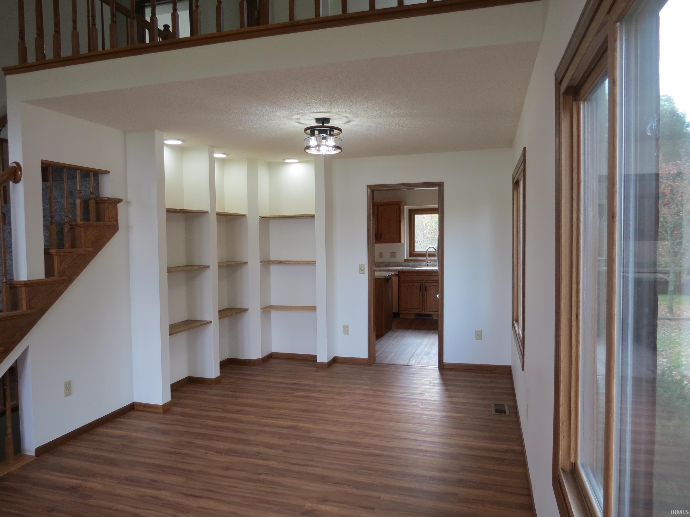 Photo 4 of 4606 E 1100 N Road