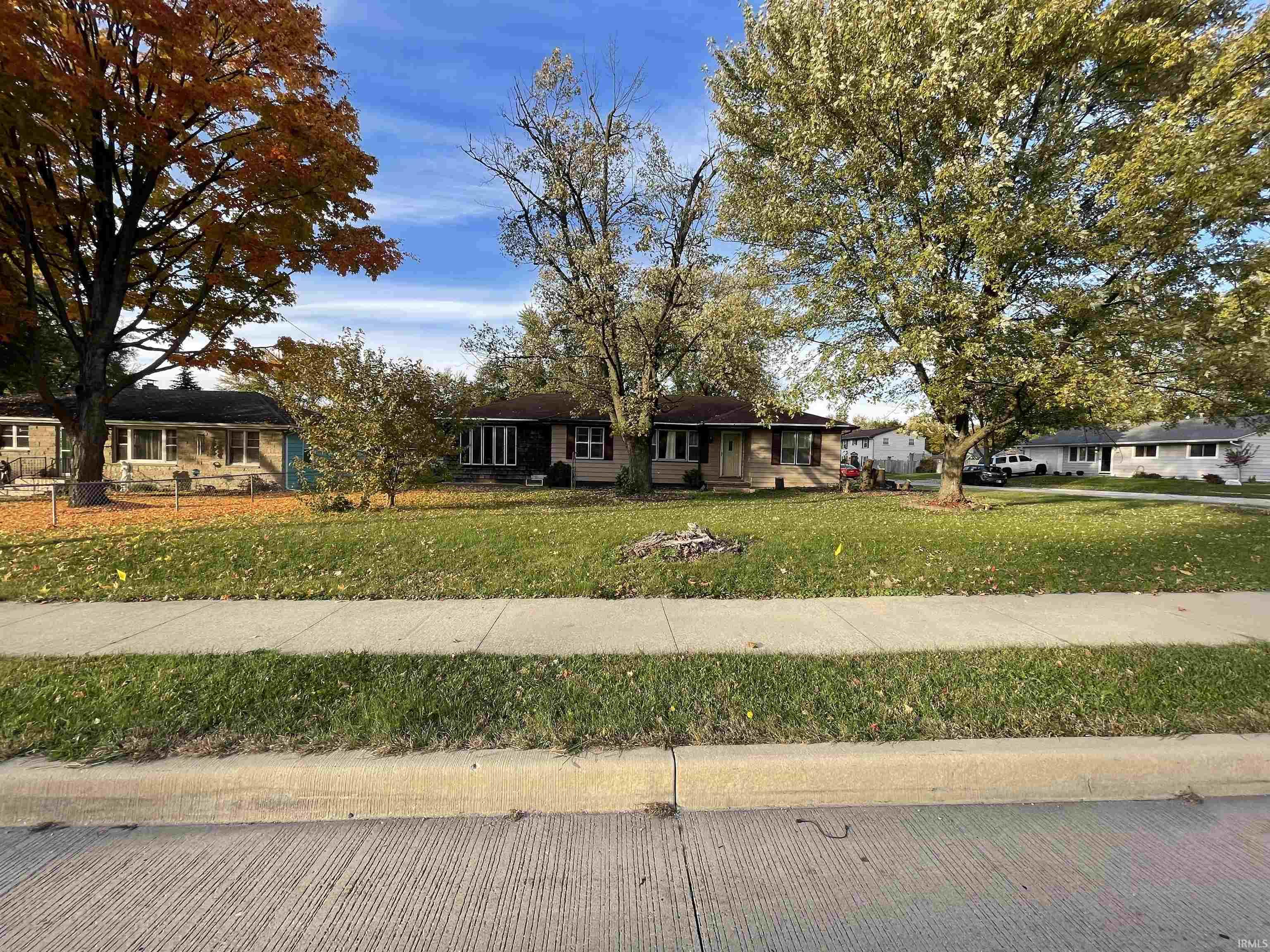 For Rent 3759 Saint Joe Center Road, Fort Wayne, IN 46835 MLS