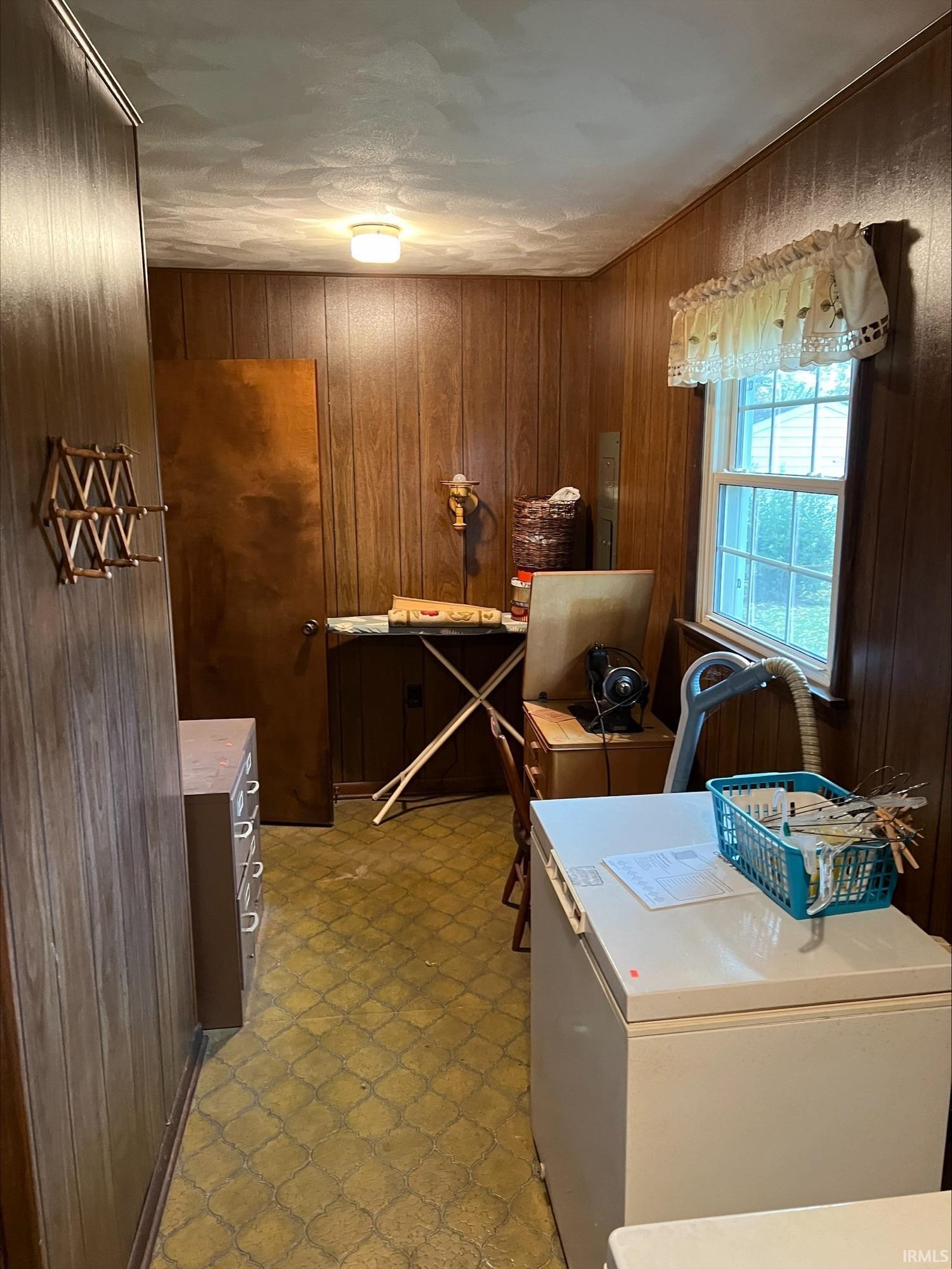 Photo 13 of 401 Rustic Lane