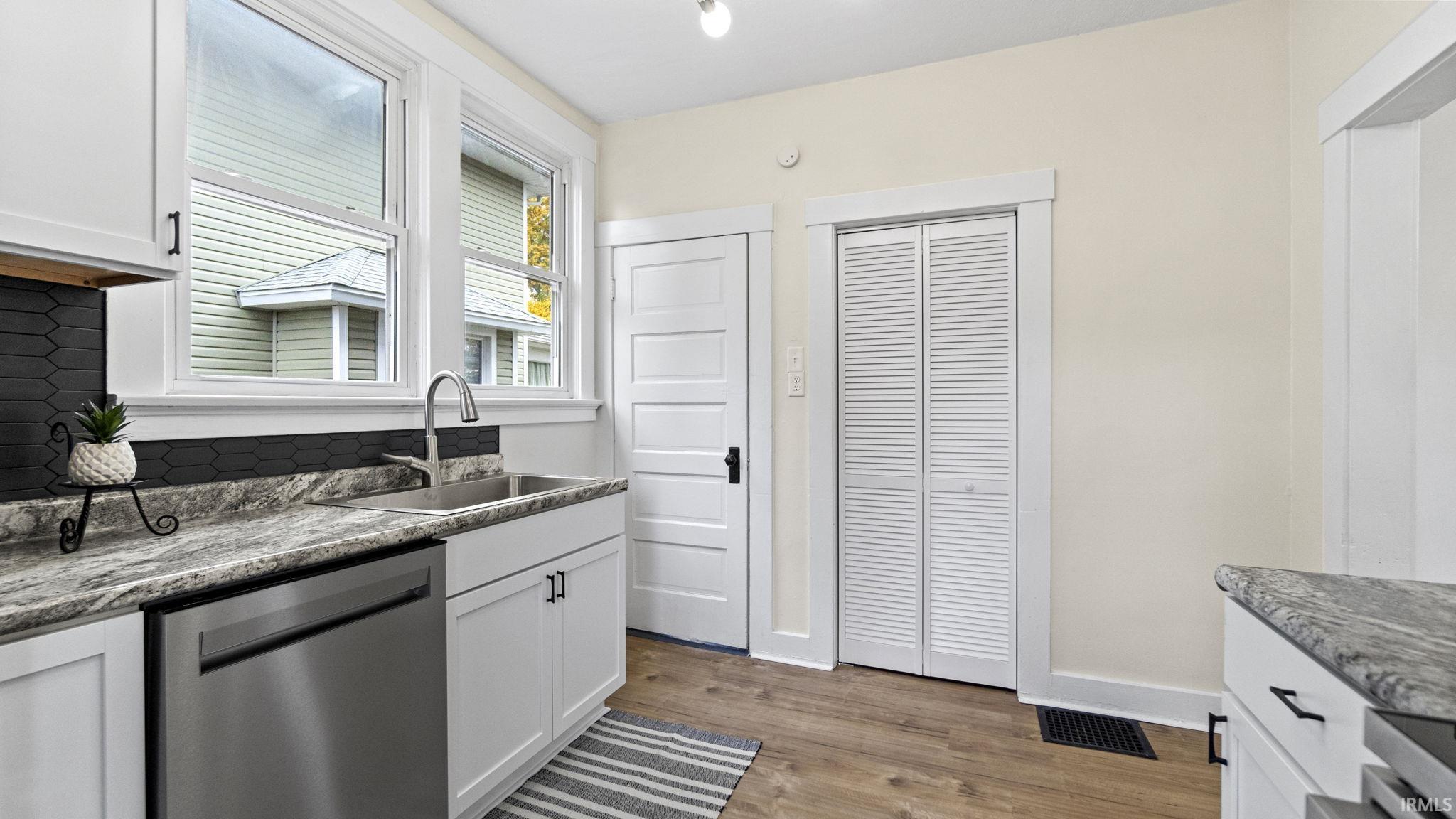 Photo 23 of 730 Archer Avenue