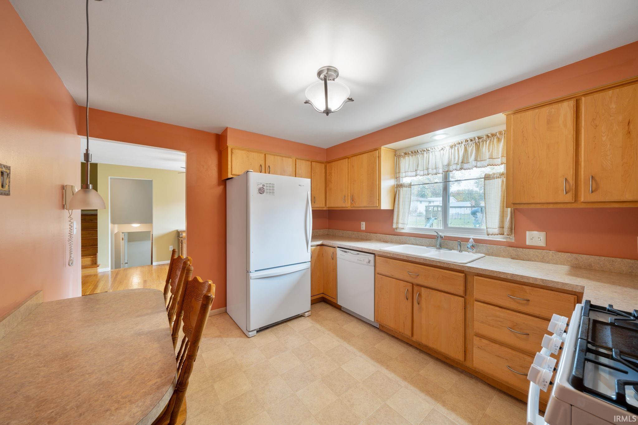 Homes for sale in South Bend, IN | 52760 Holly Ct, South Bend, IN 46637 | MLS# 202340223