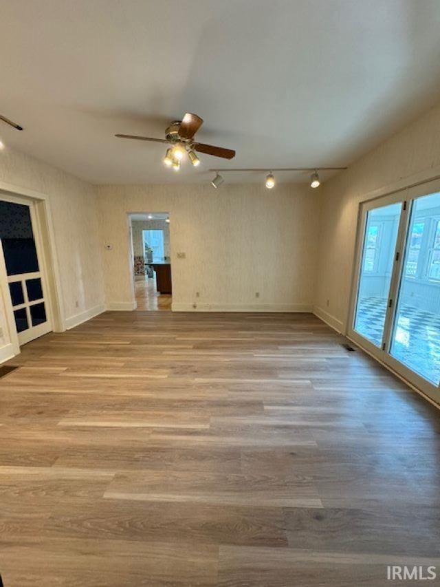 Photo 11 of 10185 E 375 N