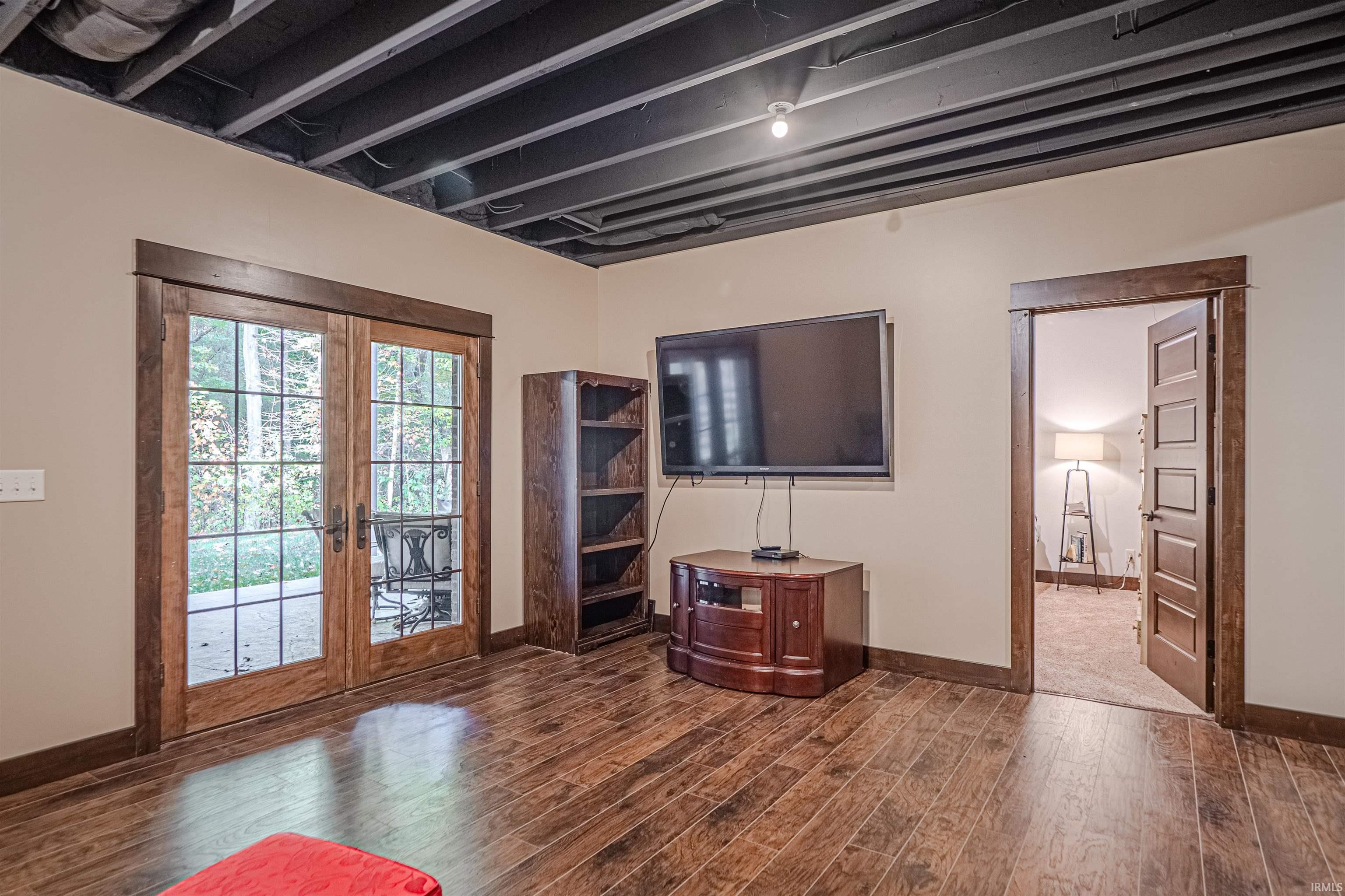 New Harmony Real Estate 1800 Old Evansville Road IN 47631 669,000 202340486