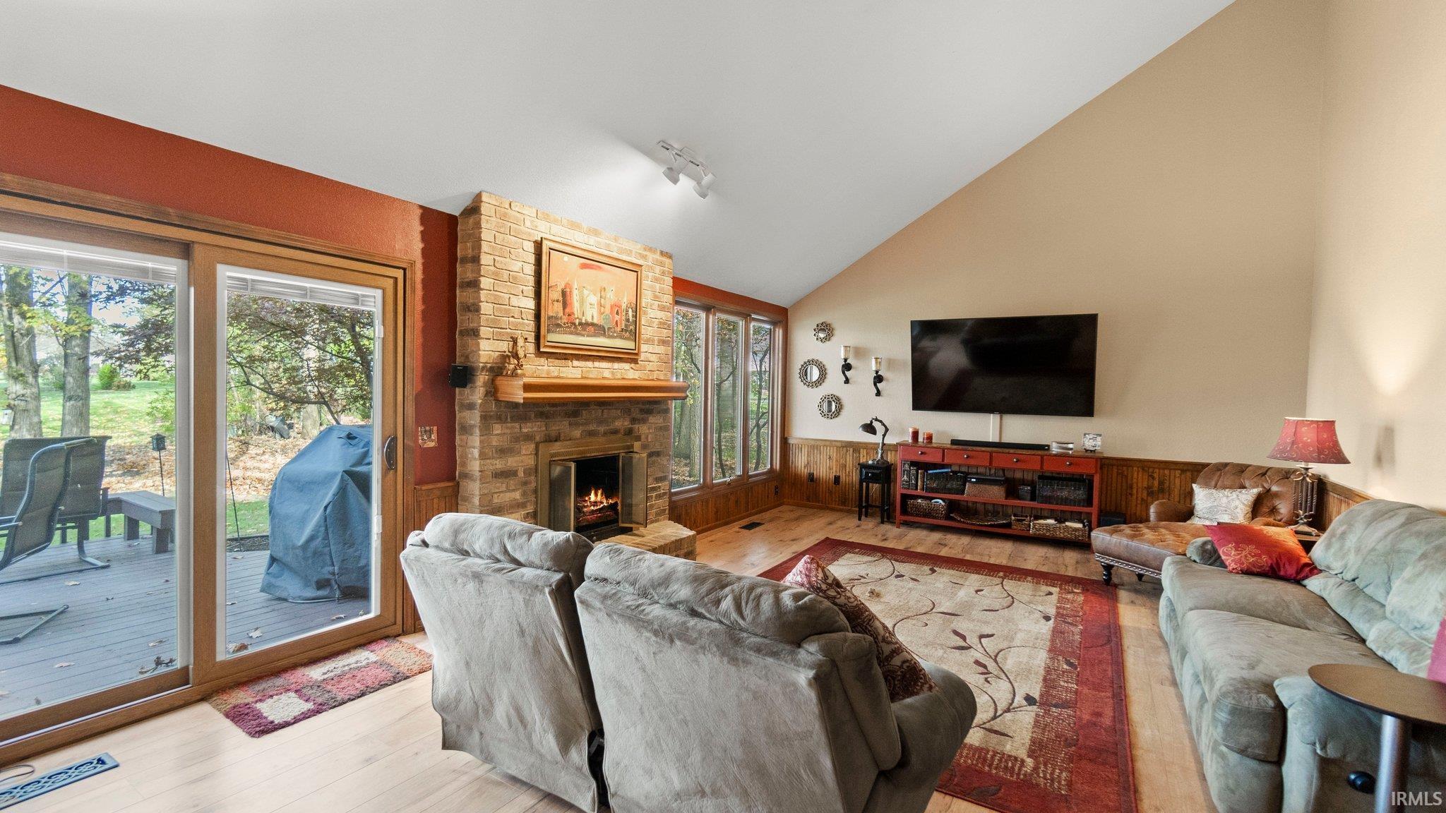 Photo 17 of 8825 Gateview Drive
