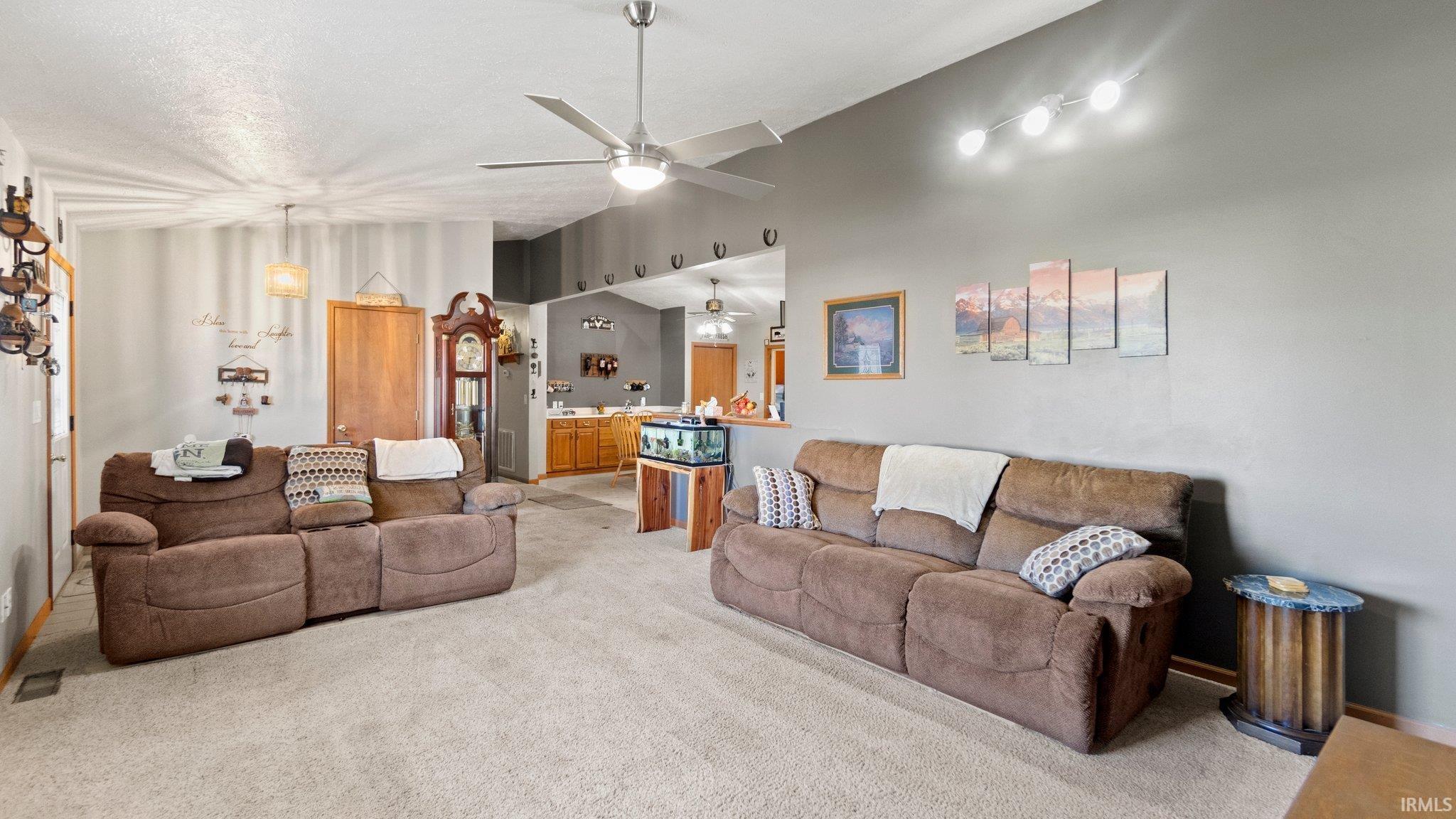 Photo 4 of 4711 E Cardinal Drive