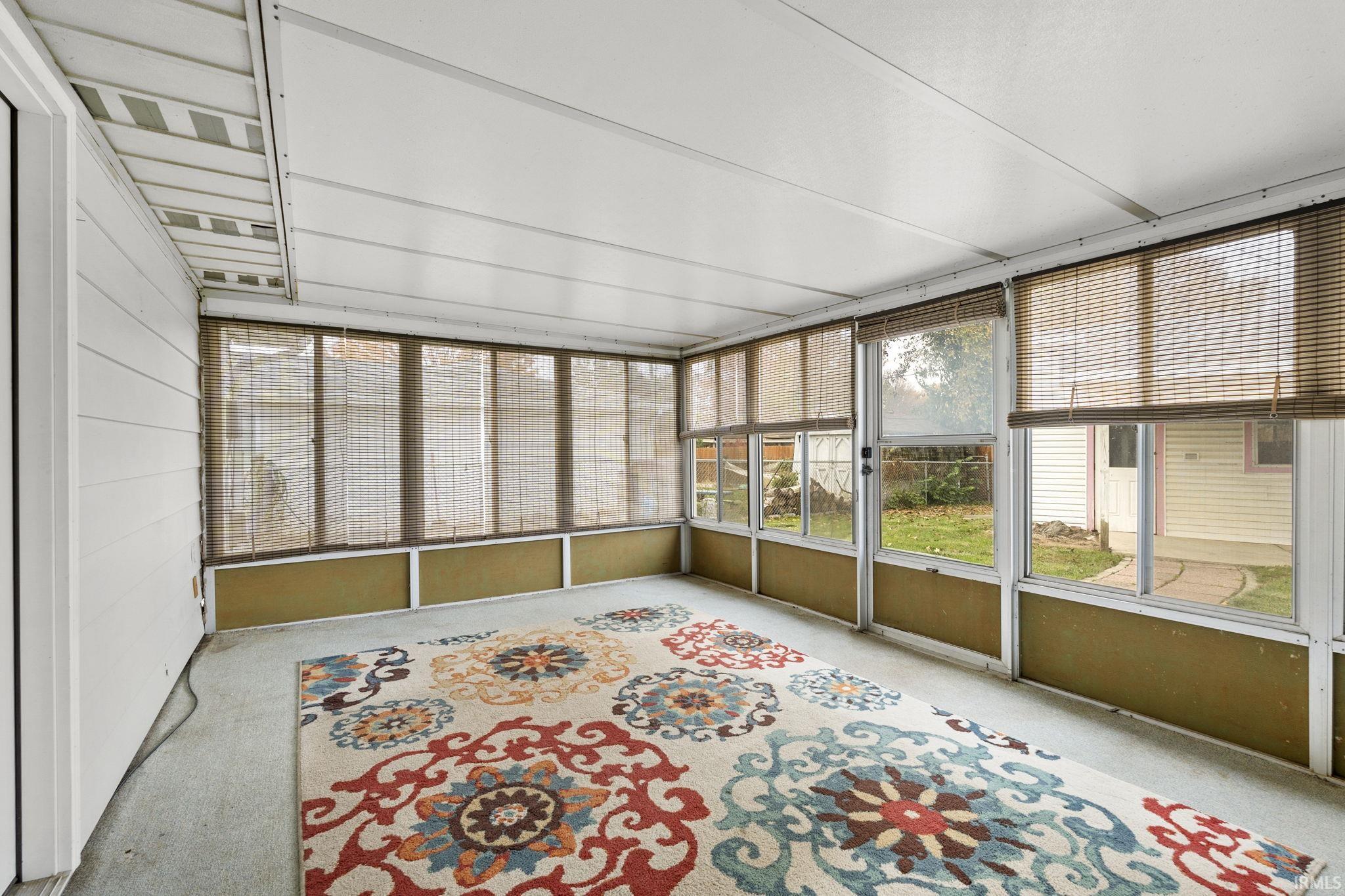 Photo 10 of 325 Iwo Street