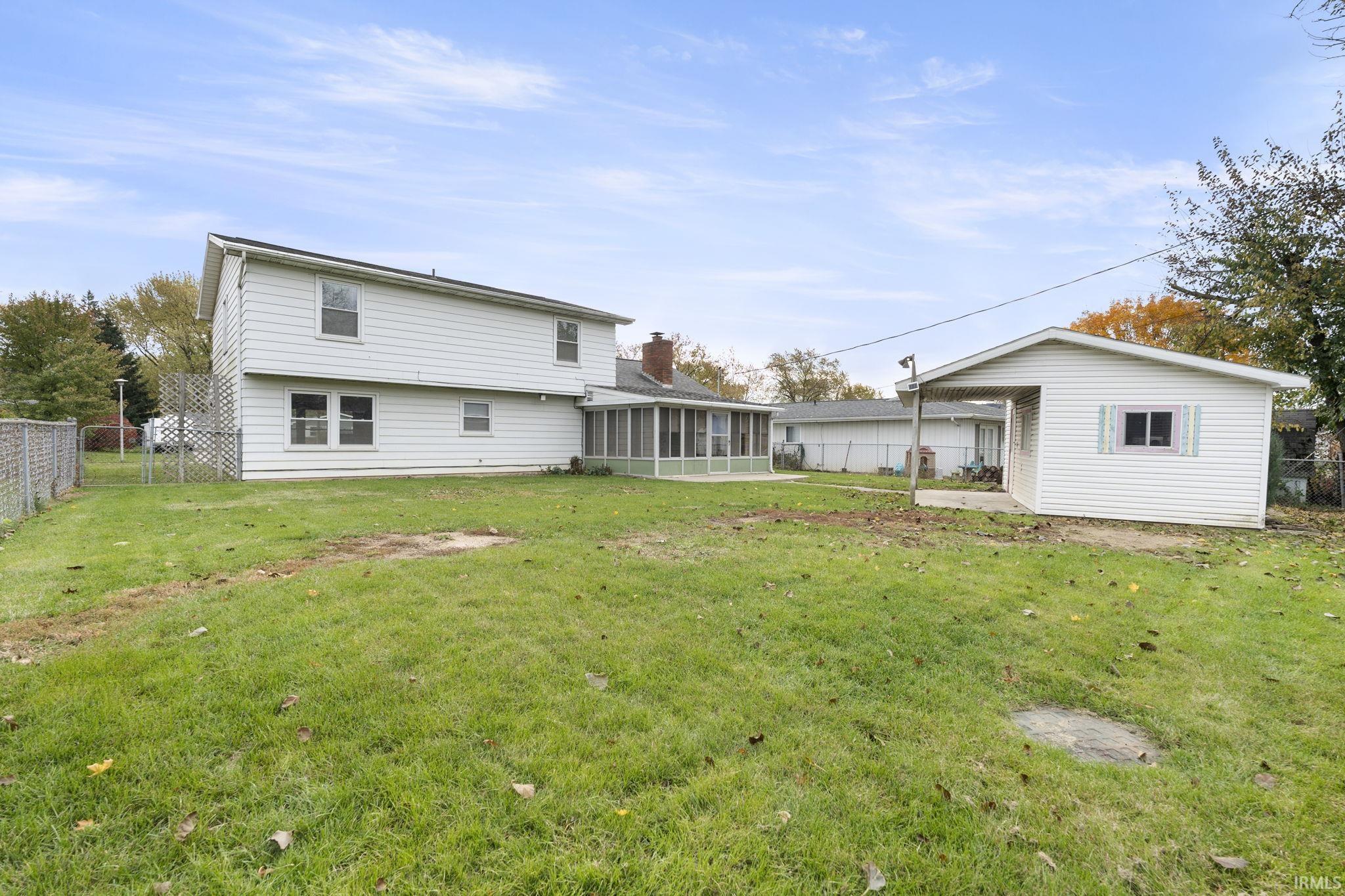 Photo 34 of 325 Iwo Street