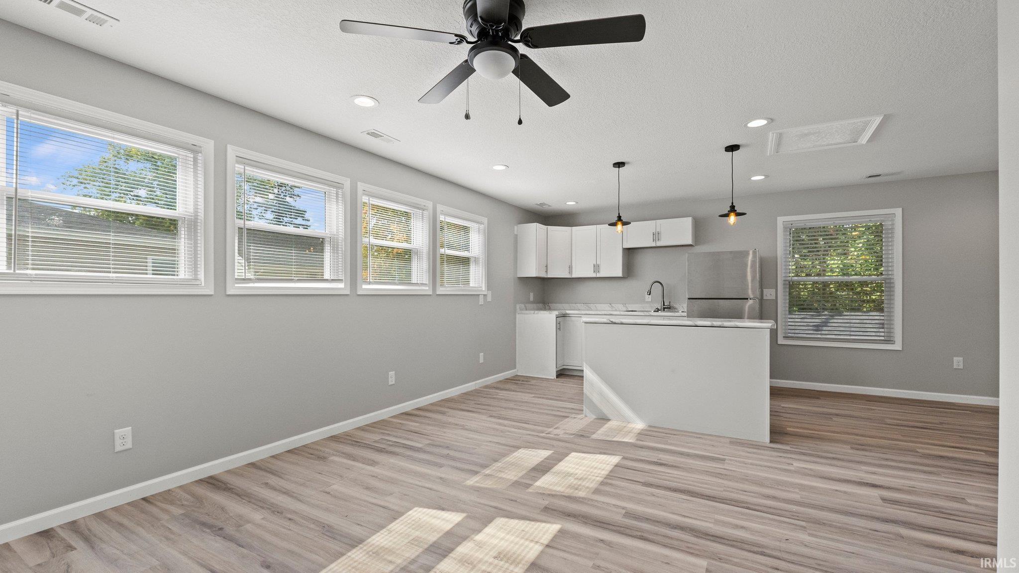 Photo 10 of 320 Kinsmoor Avenue