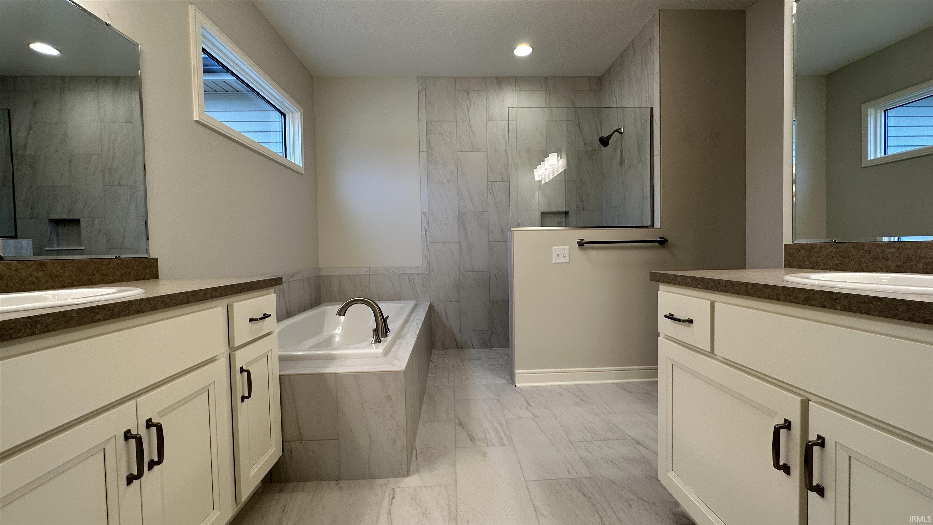 Photo 16 of 2019 Fairway Drive