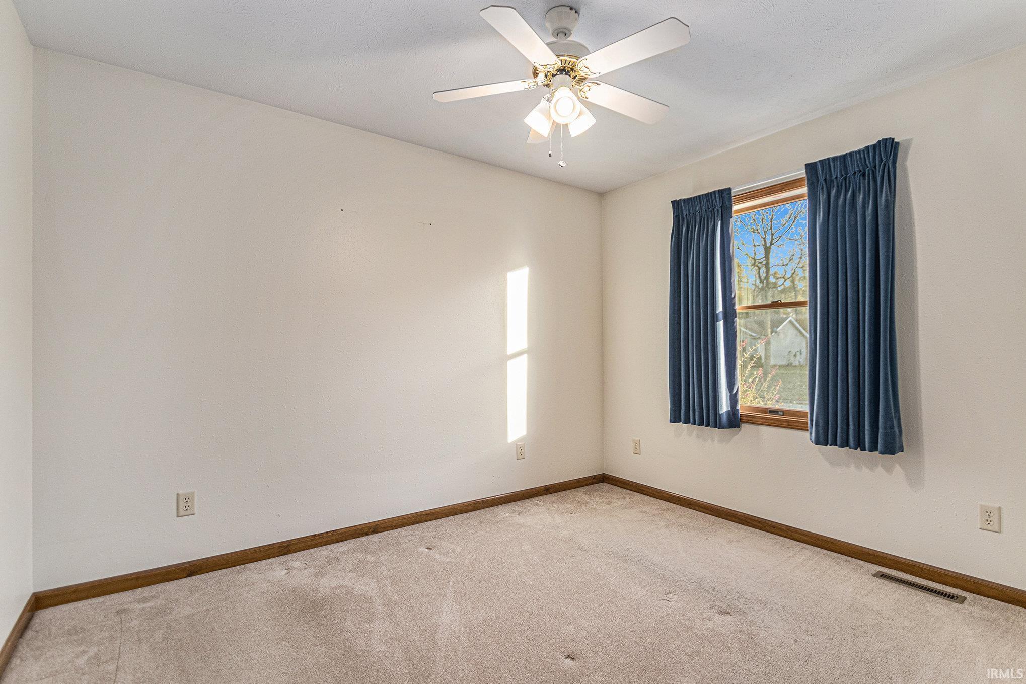 Photo 10 of 30261 Wyndtree Boulevard
