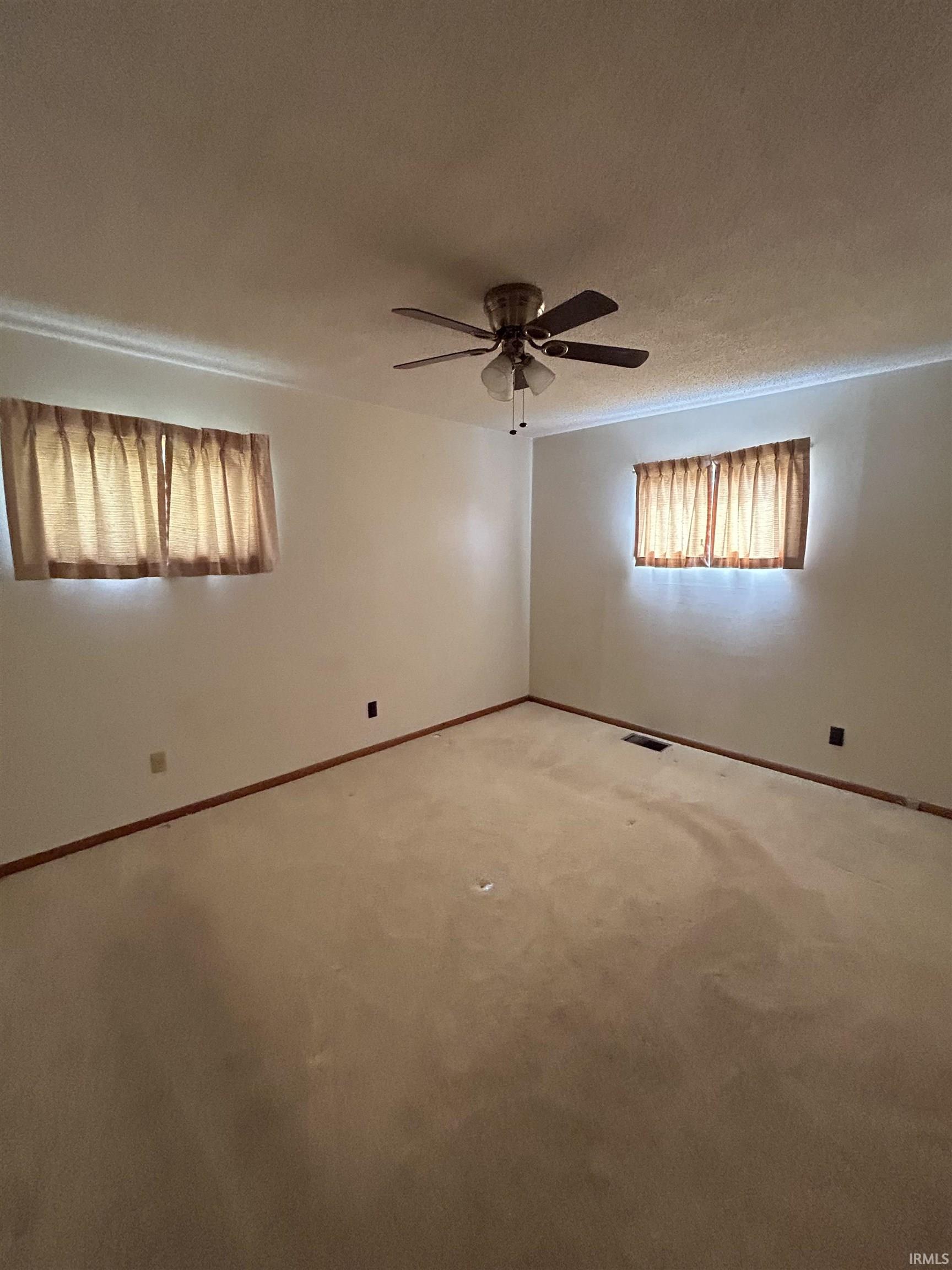 Photo 7 of 4606 E State Road 14