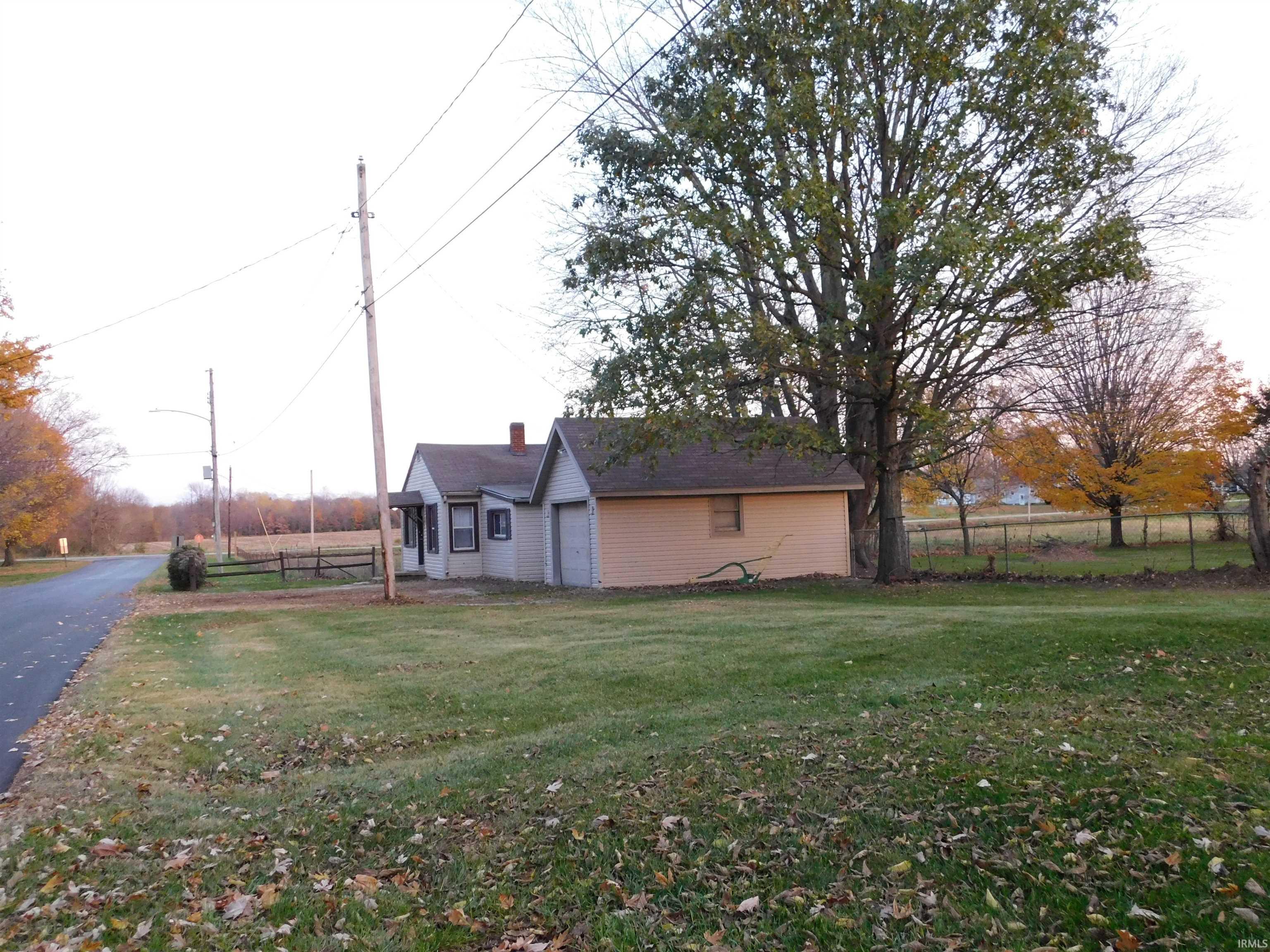 Photo 9 of 121 E South Street