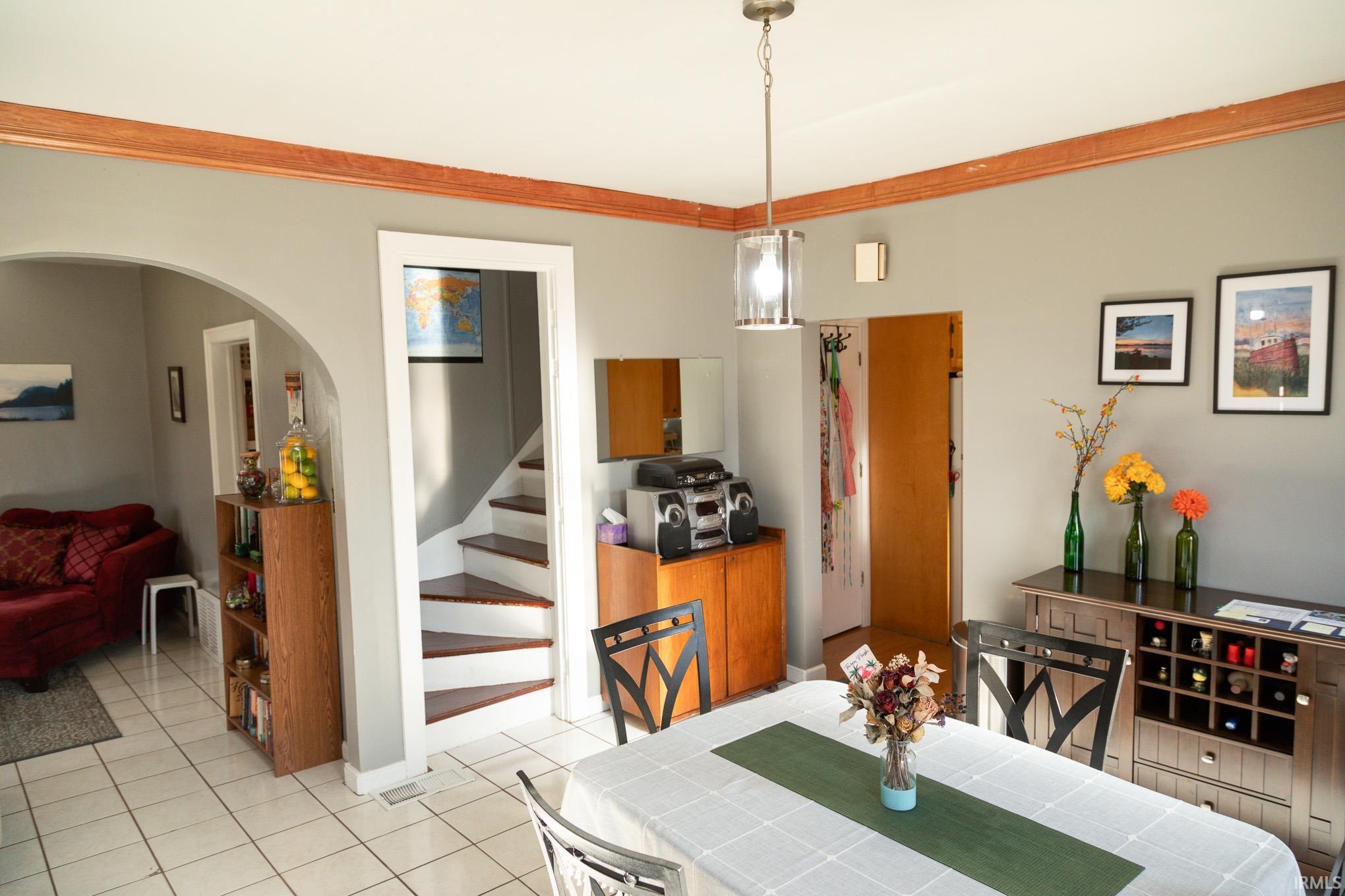 Photo 10 of 908 S 6TH Street