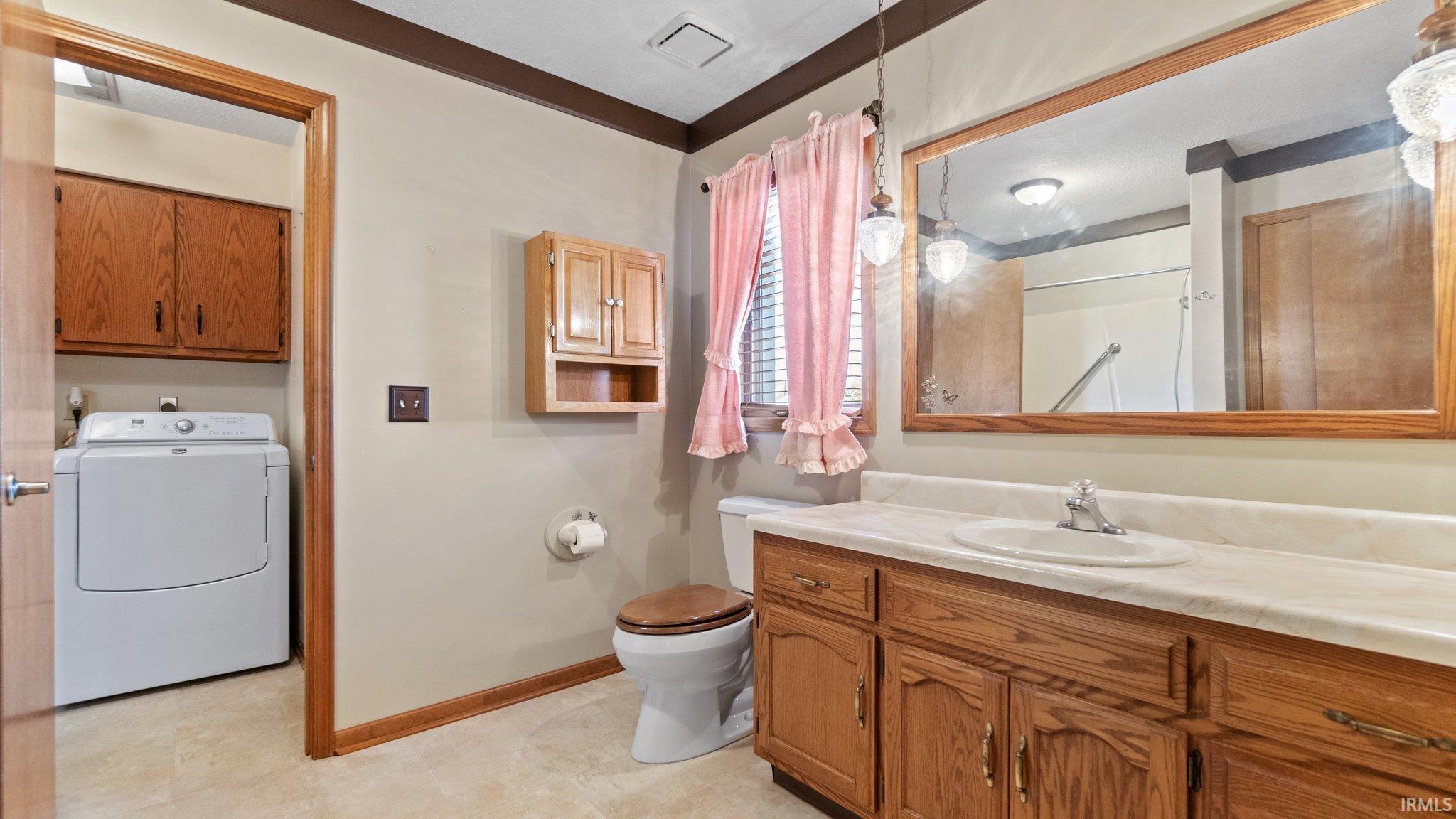 Photo 15 of 4034 Bridgewood Court