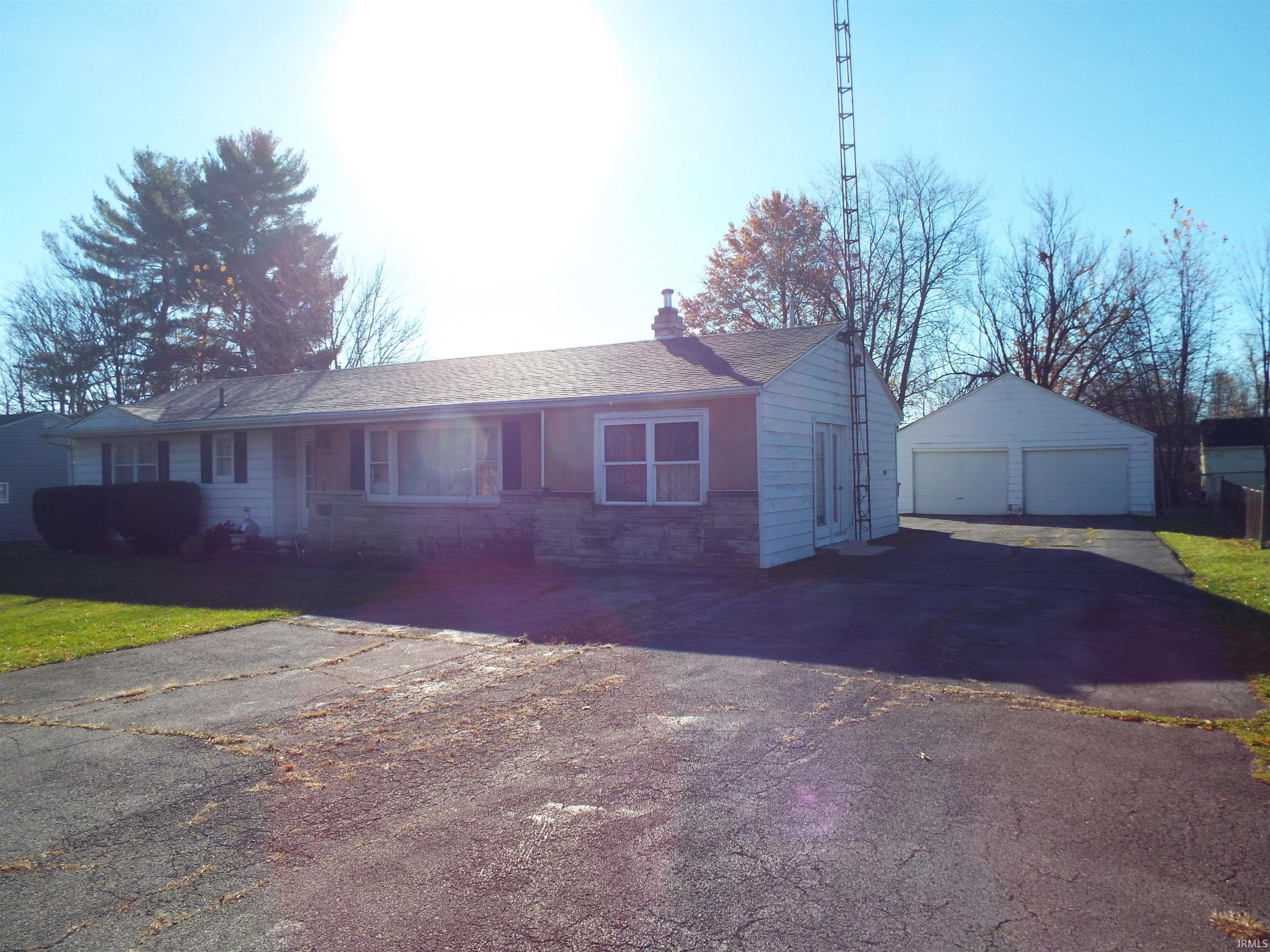 Photo 0 of 3908 E Maple Grove Avenue