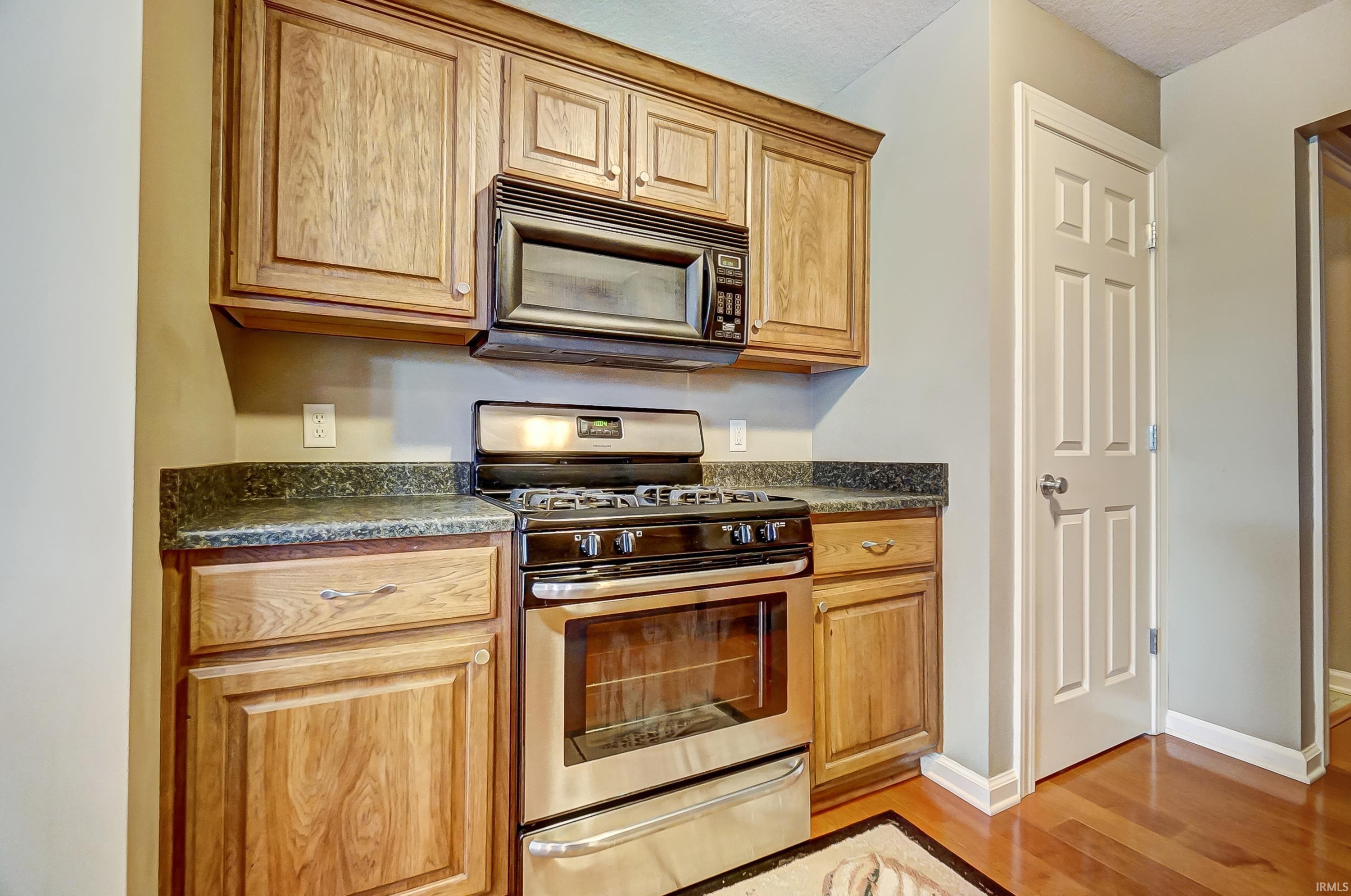 Photo 9 of 16528 Claystone Court