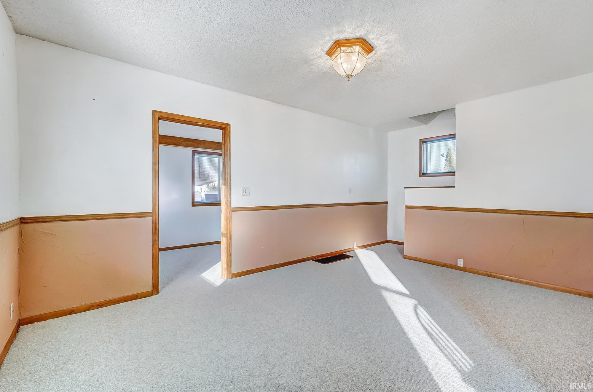 Photo 6 of 6305 Hanna Street
