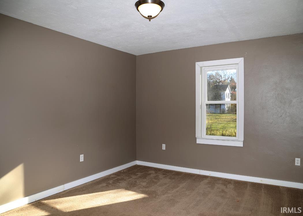 Photo 4 of 51810 Ash Road