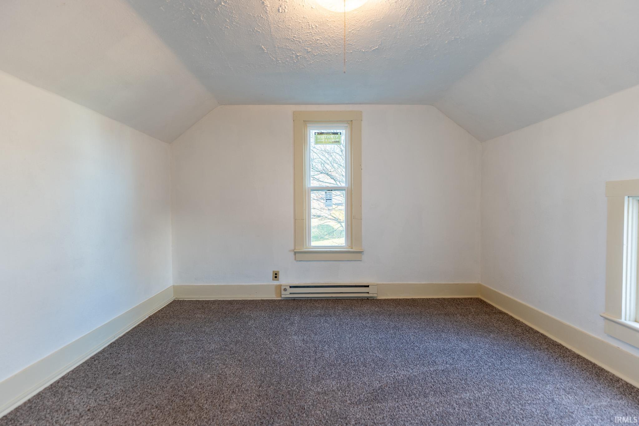 Photo 15 of 108 E Kendall Street