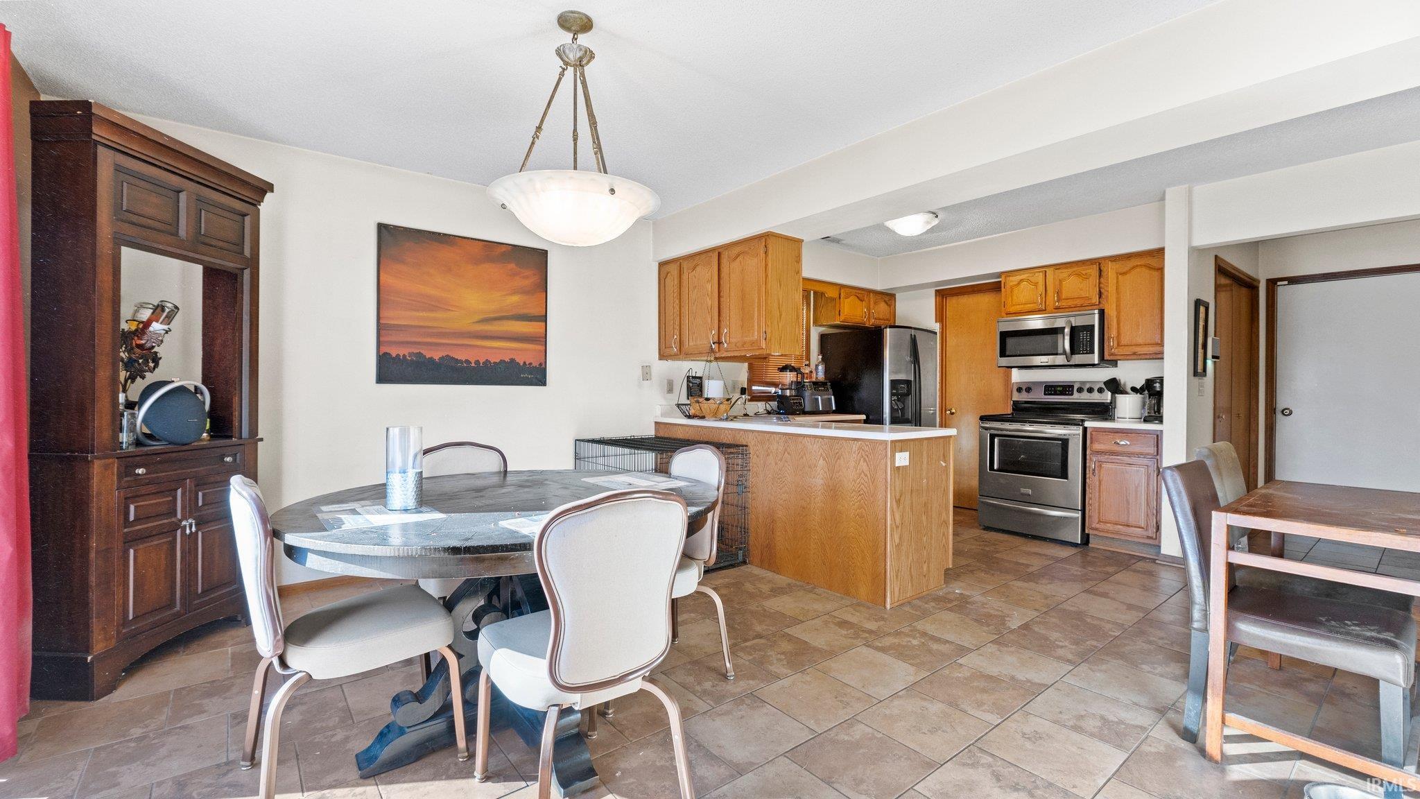 Photo 8 of 7924 Wildberry Lane