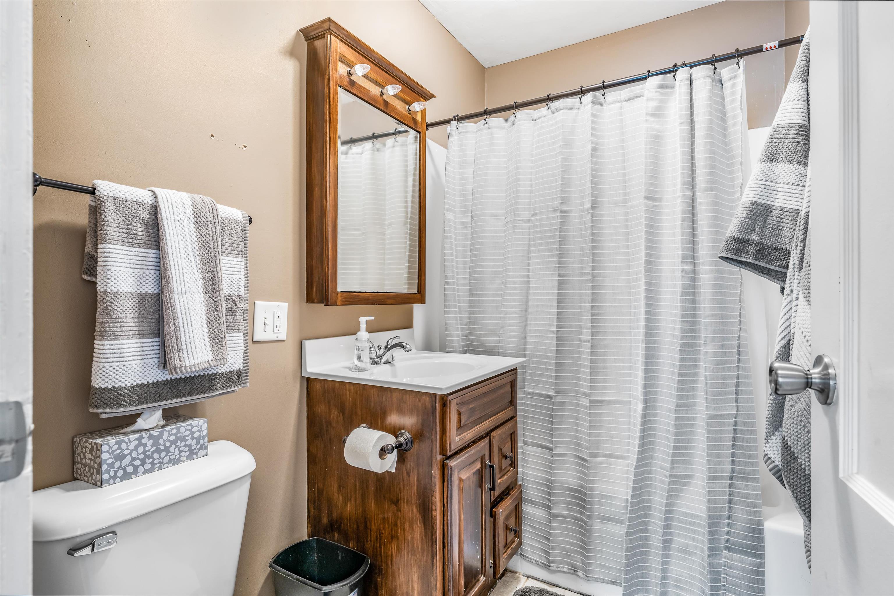 Photo 10 of 425 Eben Street
