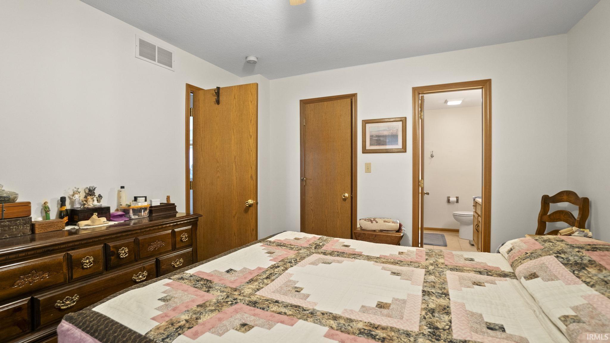 Photo 17 of 305 Hillside Avenue