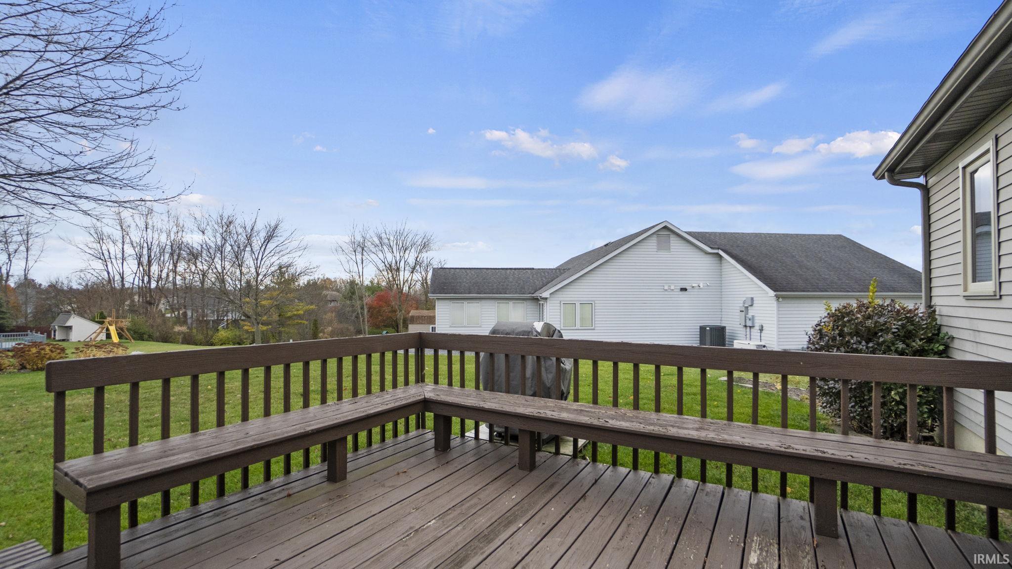 Photo 32 of 305 Hillside Avenue