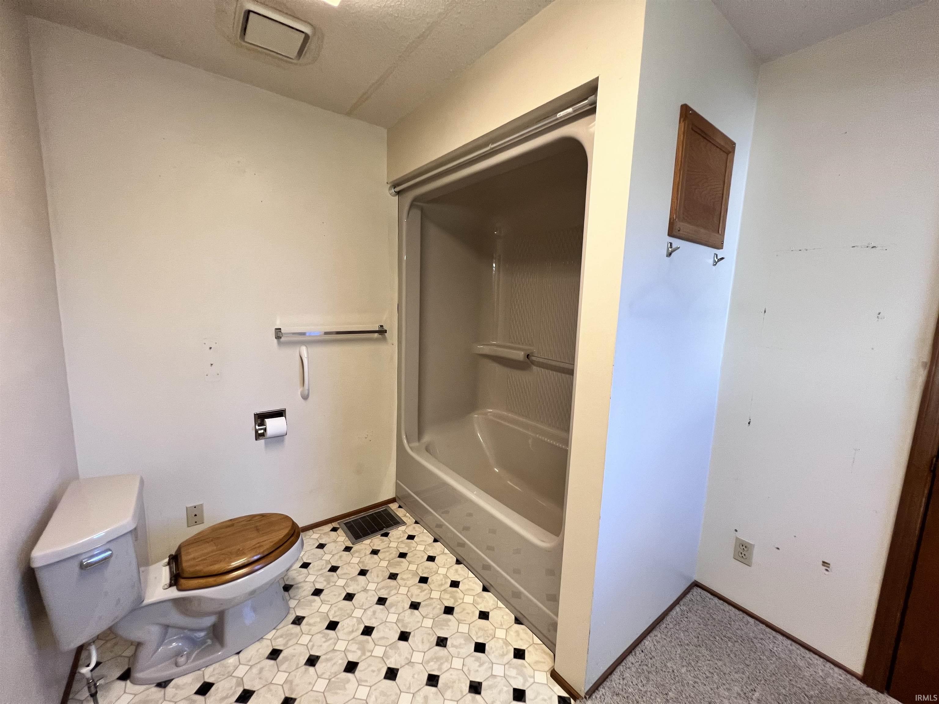 Photo 13 of 7780 N 650 W