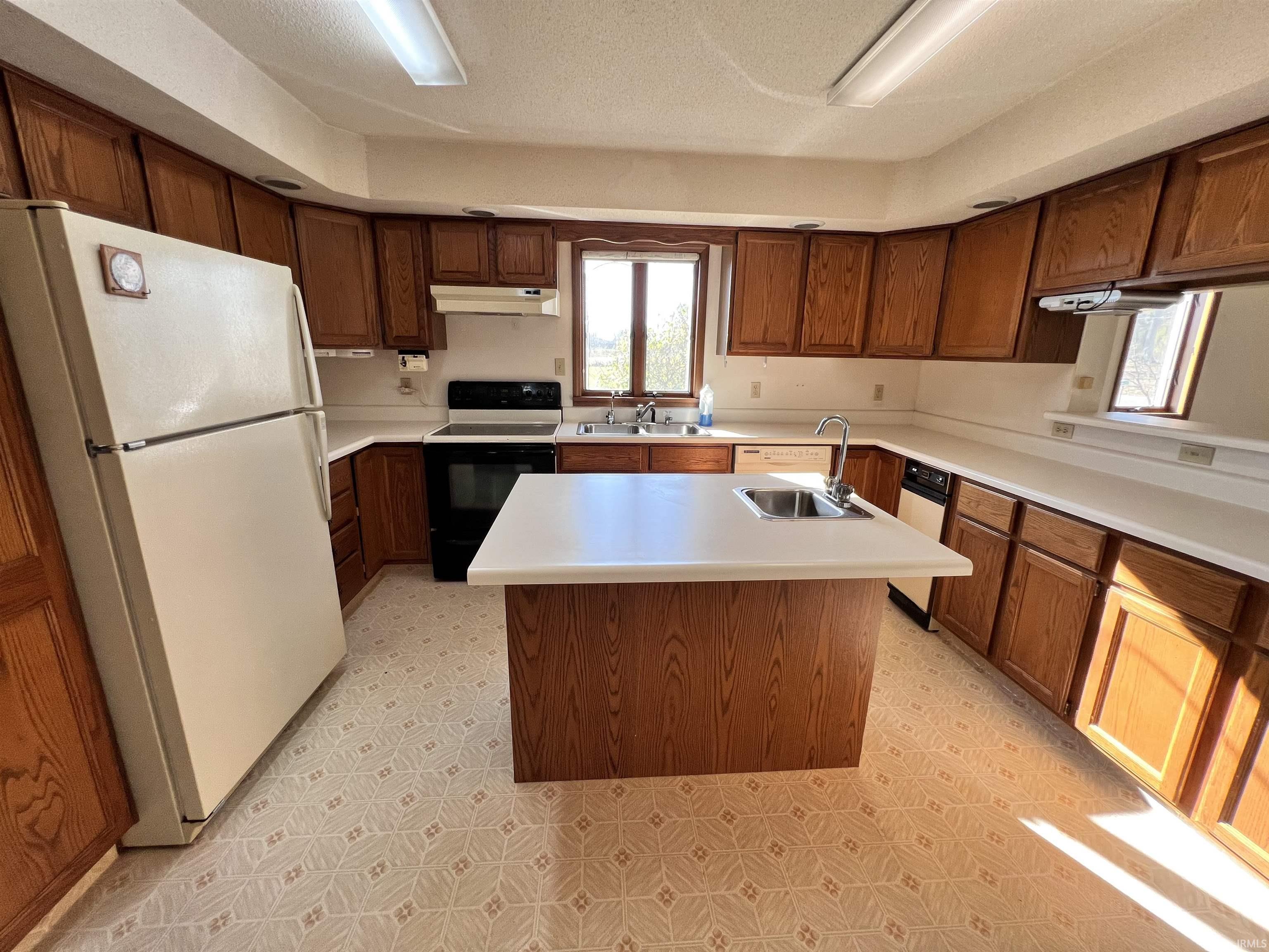 Photo 9 of 7780 N 650 W