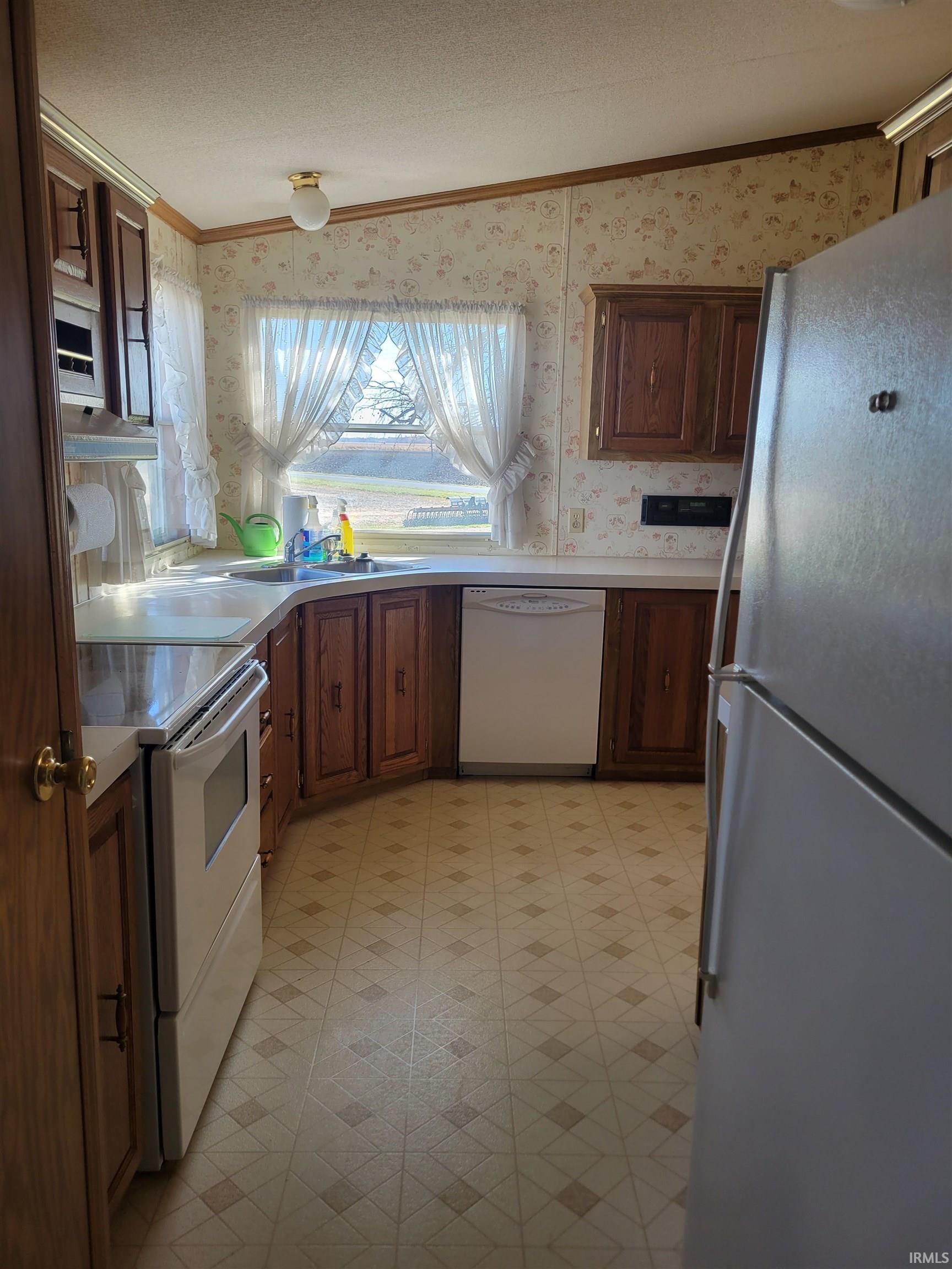 Photo 11 of 5495 W 400 S-90