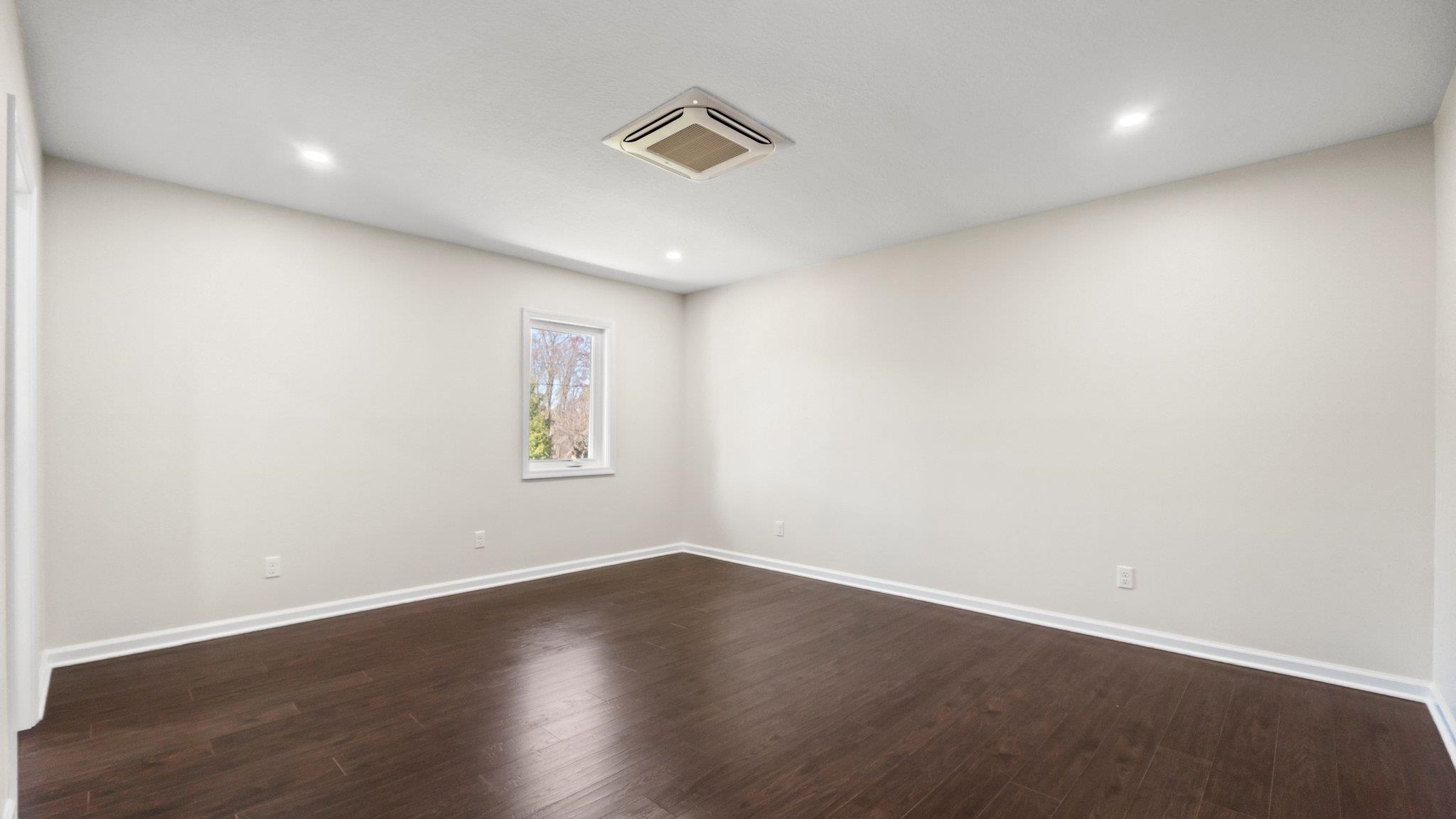 Photo 10 of 4946 N 464 W