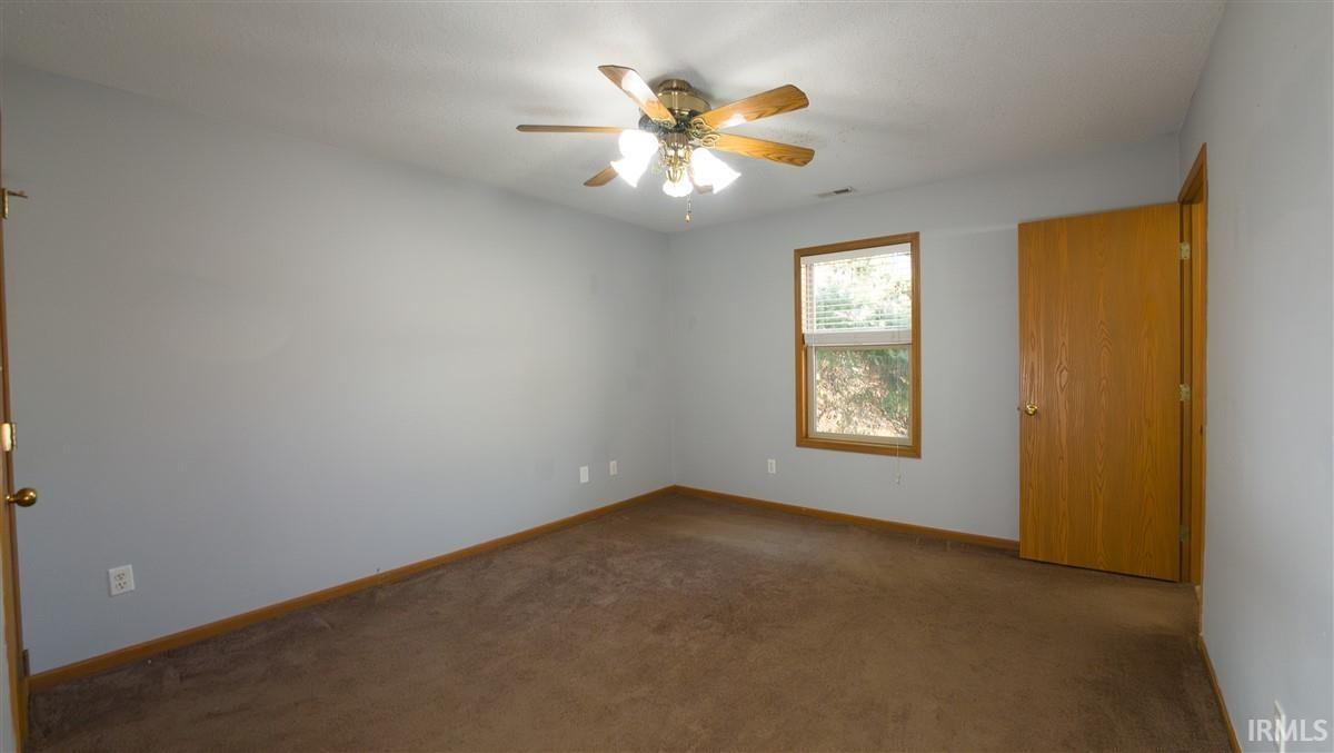 Photo 10 of 421 Manahan Dr Drive