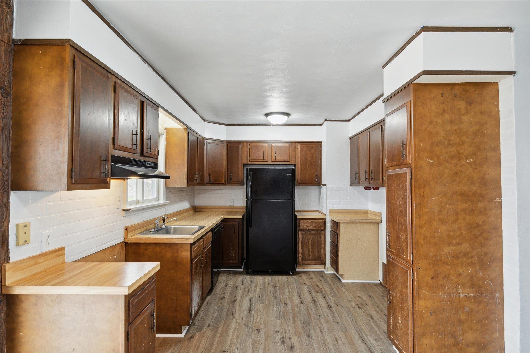 Photo 12 of 2629 Morehouse Avenue