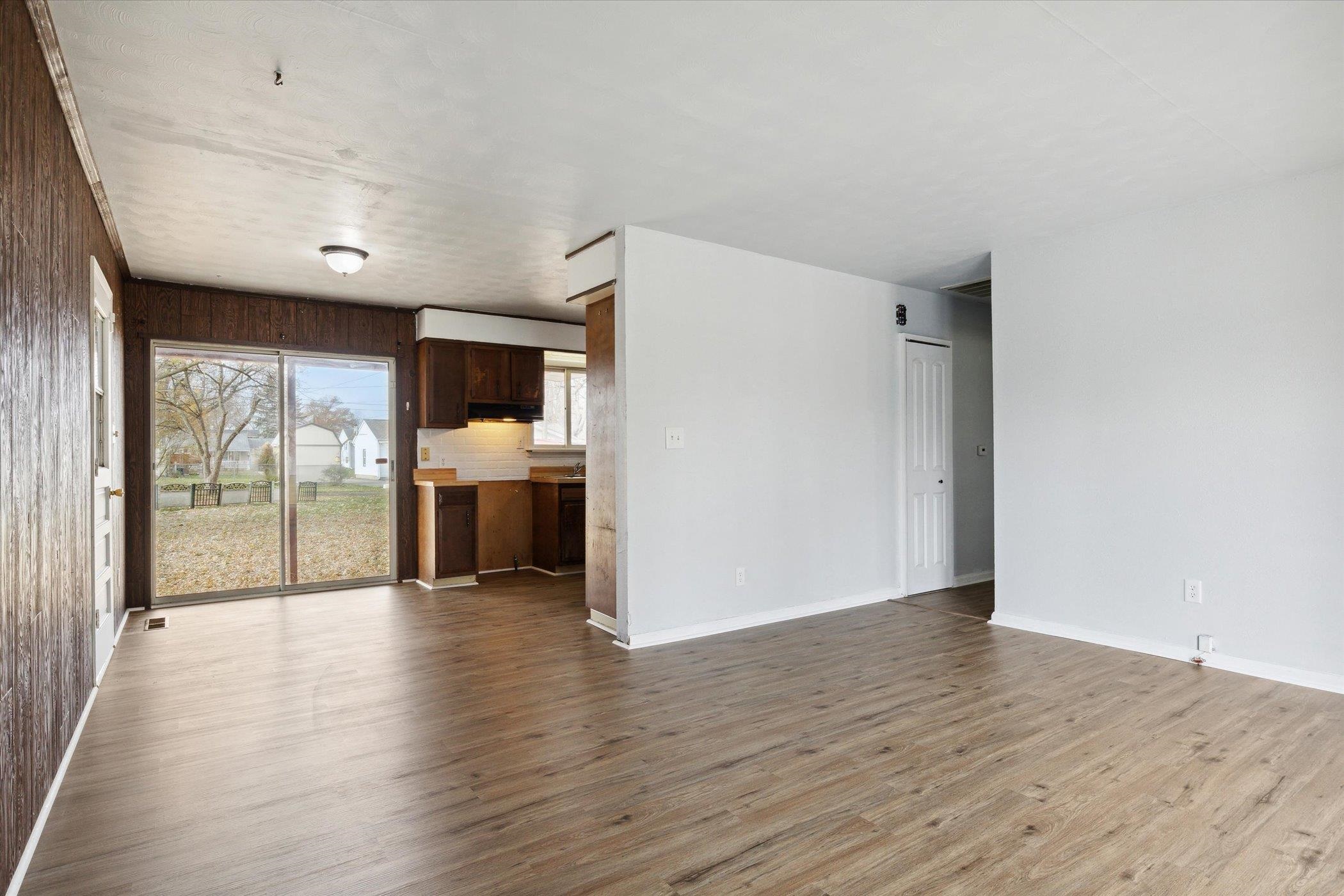 Photo 17 of 2629 Morehouse Avenue