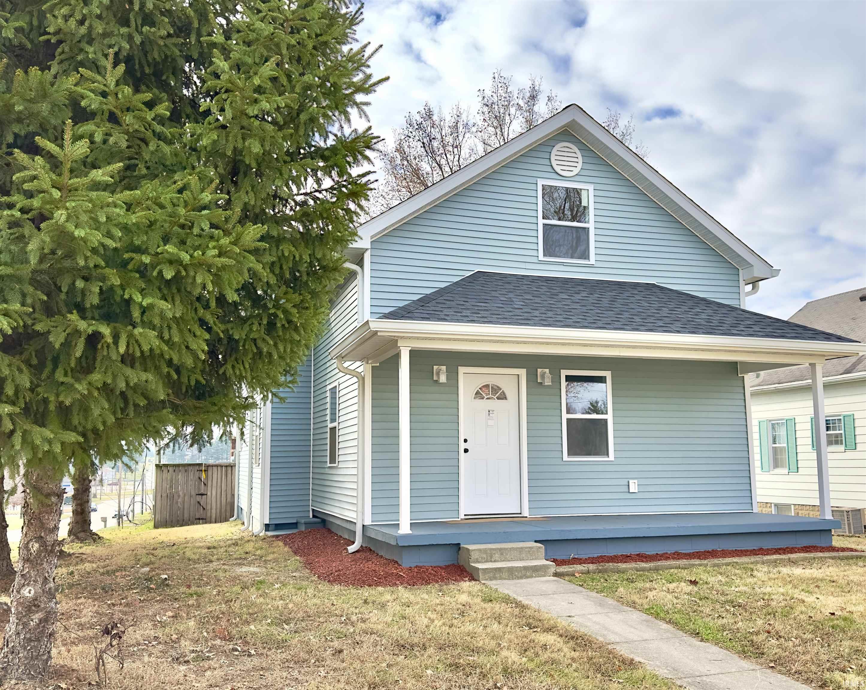 315 E First Avenue, Huntingburg, IN 