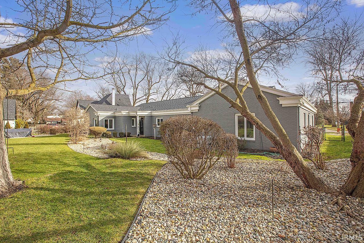 1522 Greenleaf Boulevard North Eastern Group Realty