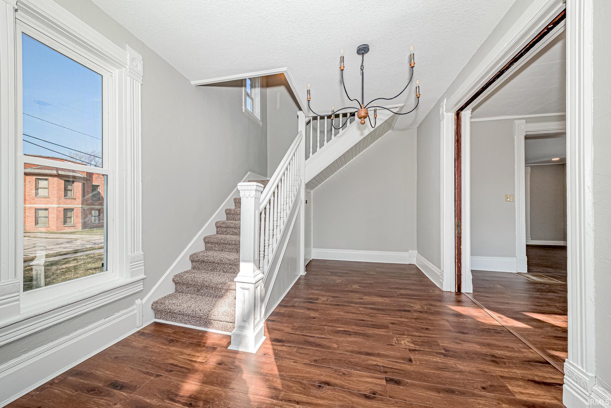 301 E Van Buren Street