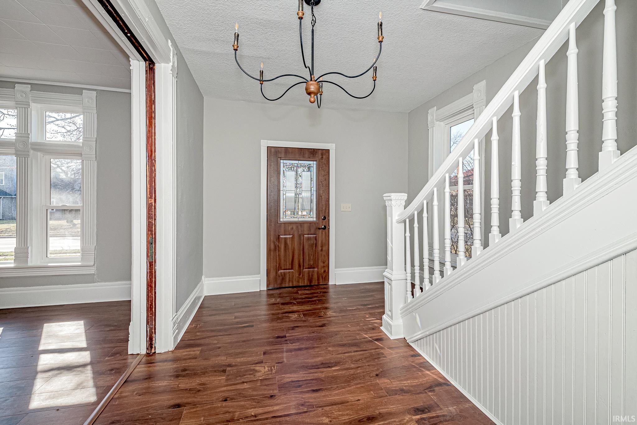 301 E Van Buren Street