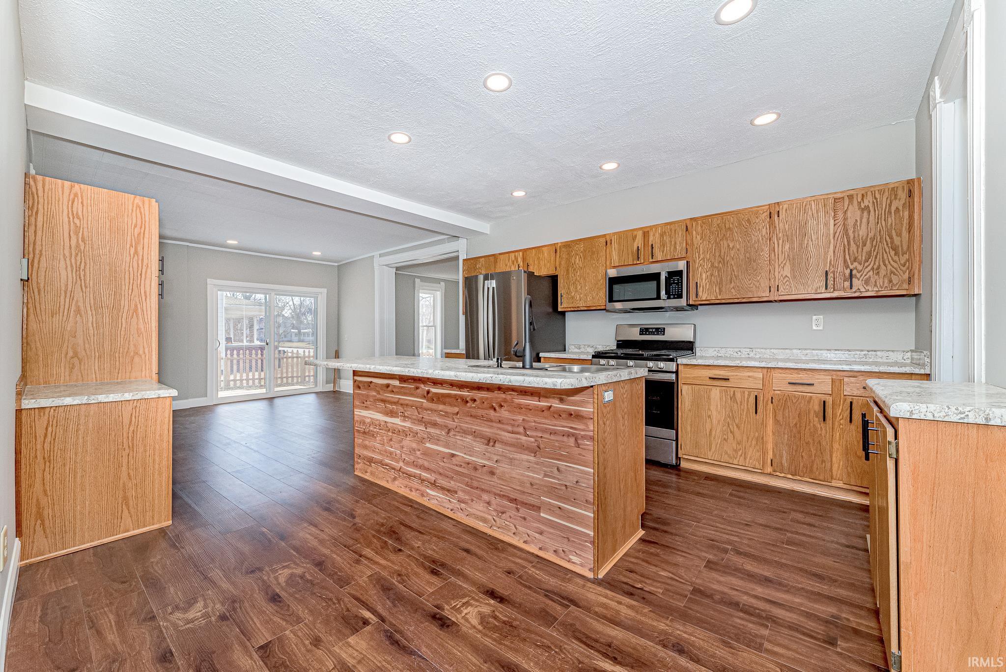 301 E Van Buren Street