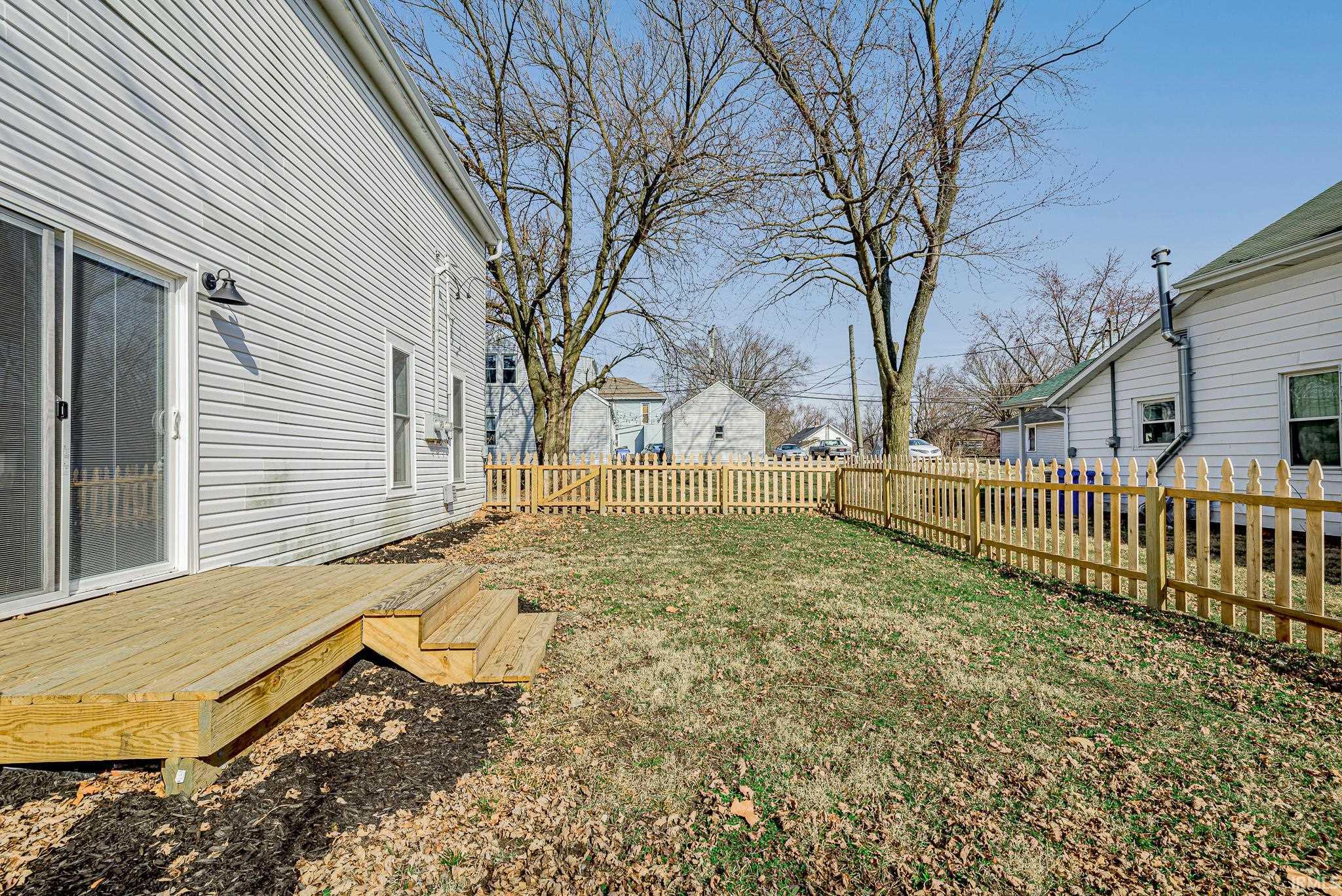 301 E Van Buren Street