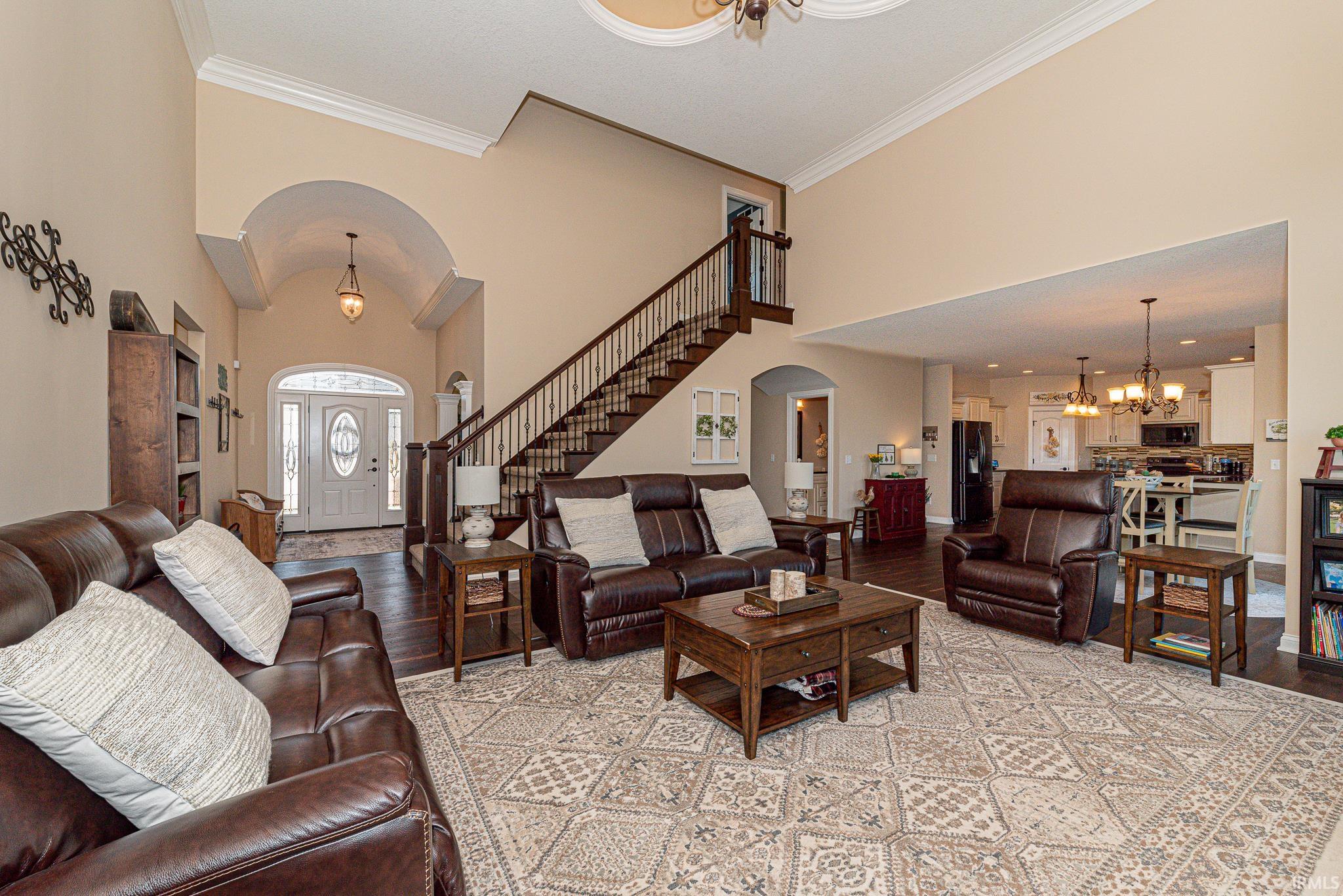 1398 W Glenwood Drive