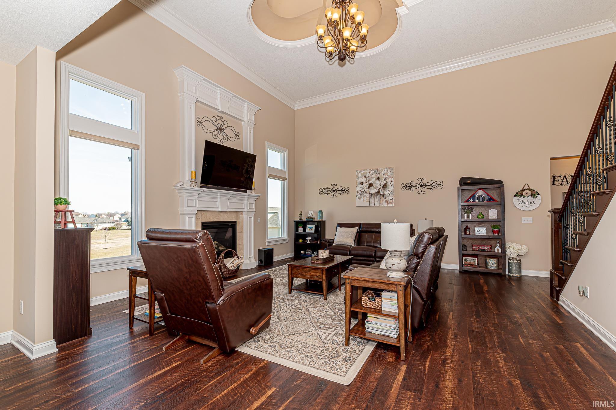 1398 W Glenwood Drive